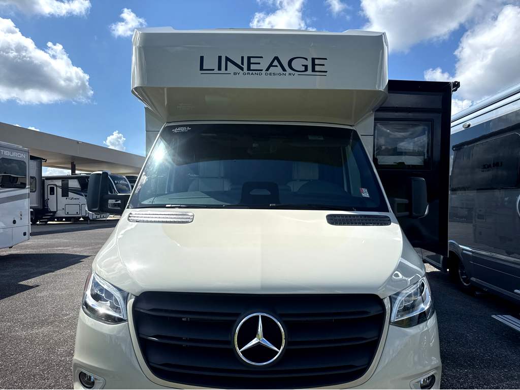 2027 Grand Design Lineage Series M 25FW - Image 9