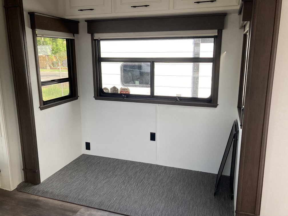 2025 DRV Mobile Suites MS 41FKRB - Image 10