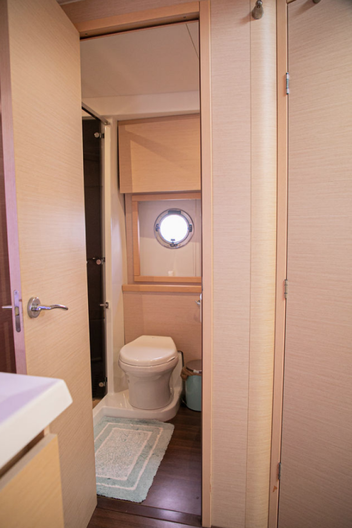 2010 Beneteau Monte Carlo 47 - Image 30