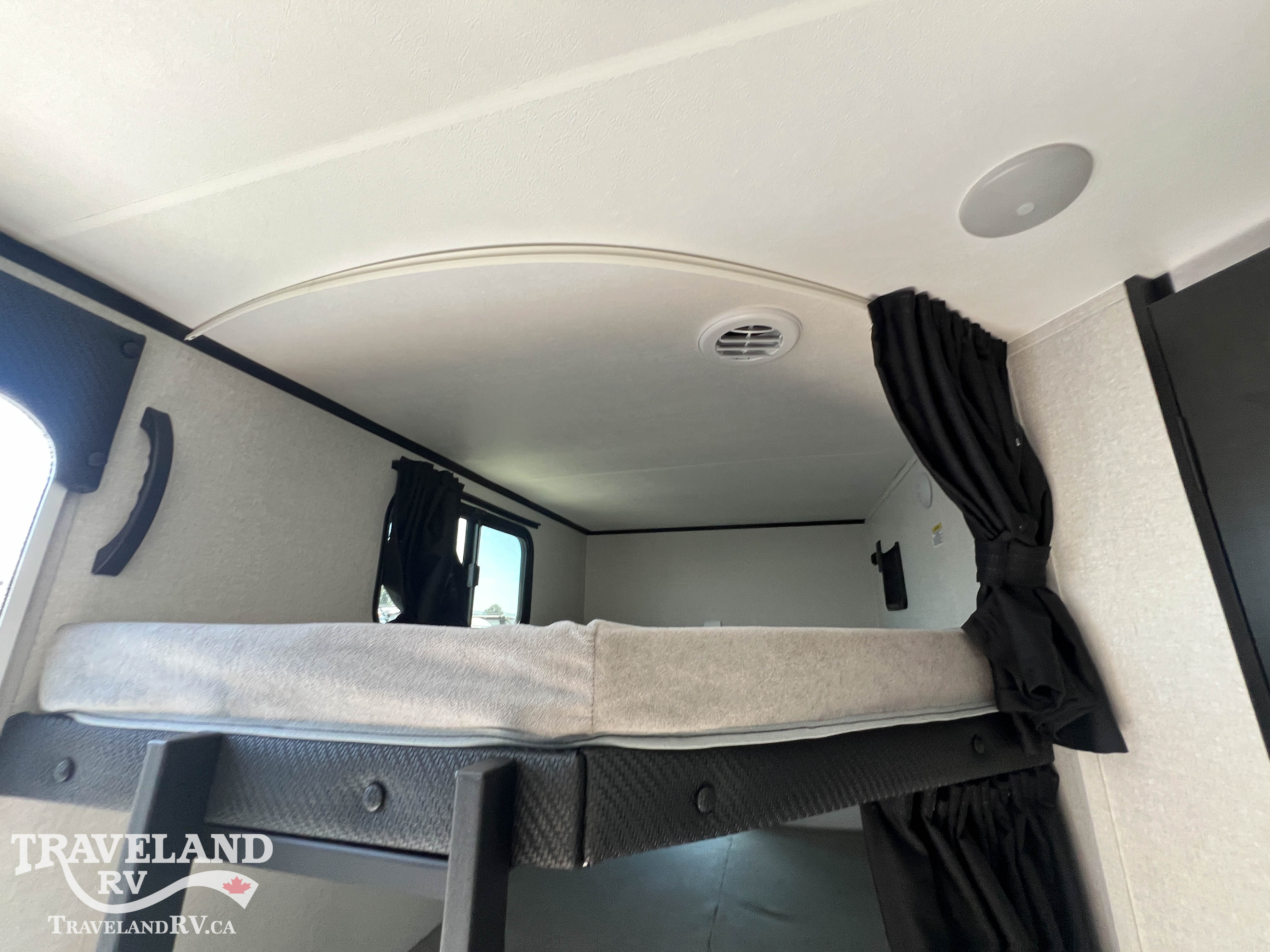 2026 Highland Ridge Range Lite 270DBL - Image 20