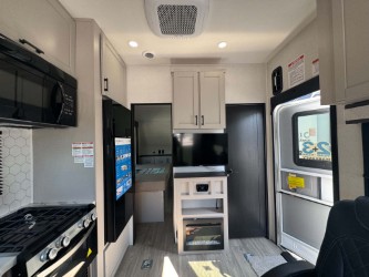2027 JAYCO SEISMIC 214 - Image 28