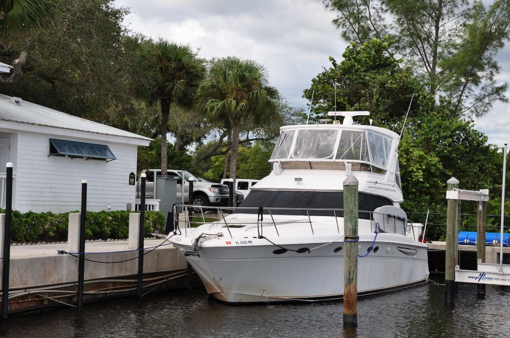 1998 Sea Ray 480 Sedan Bridge - Image 8