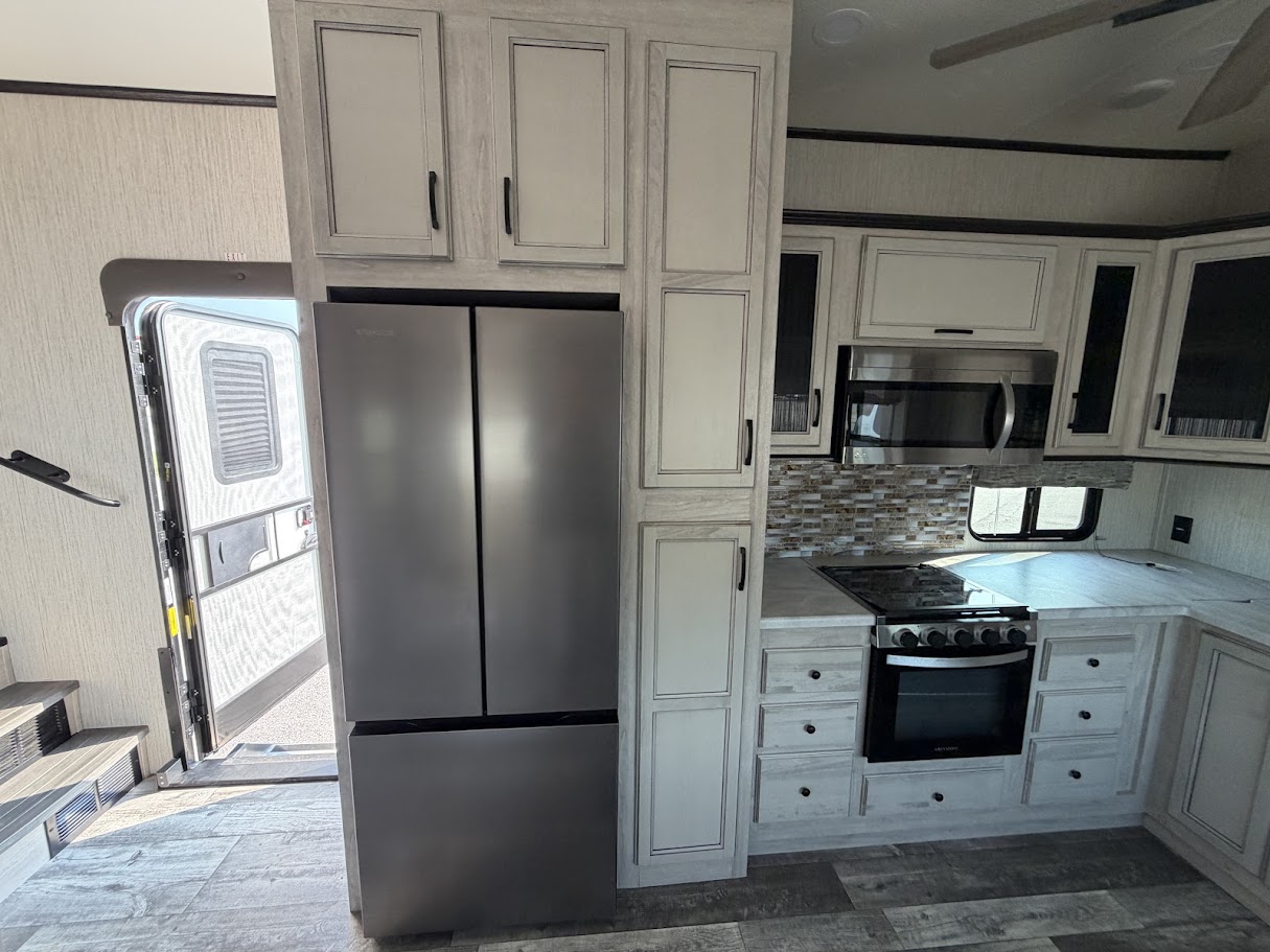 2022 FOREST RIVER SANDPIPER 330BH - Image 20
