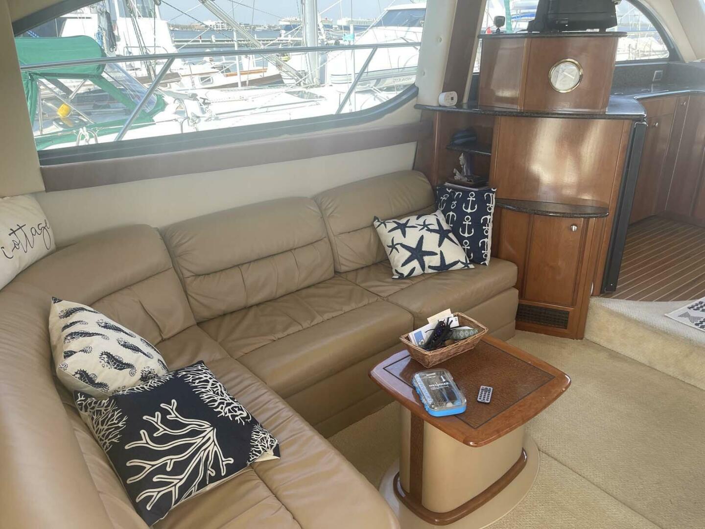 2006 Meridian 411 Sedan - Image 16