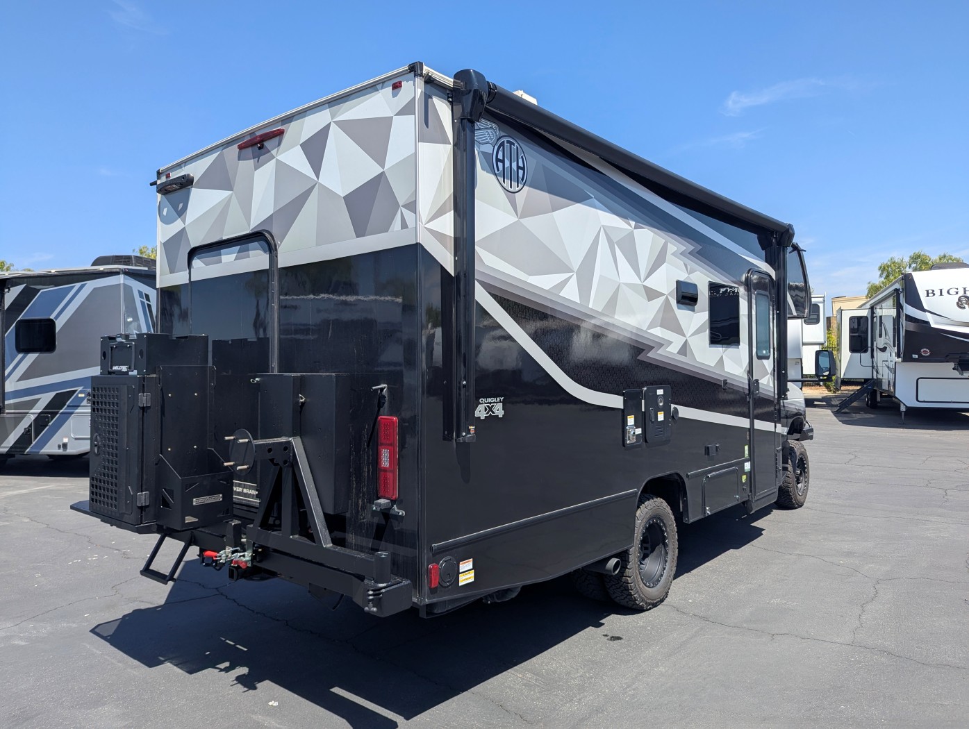 2026 Coachmen Cross Trail 22XG - 4X4 ATH - Image 12