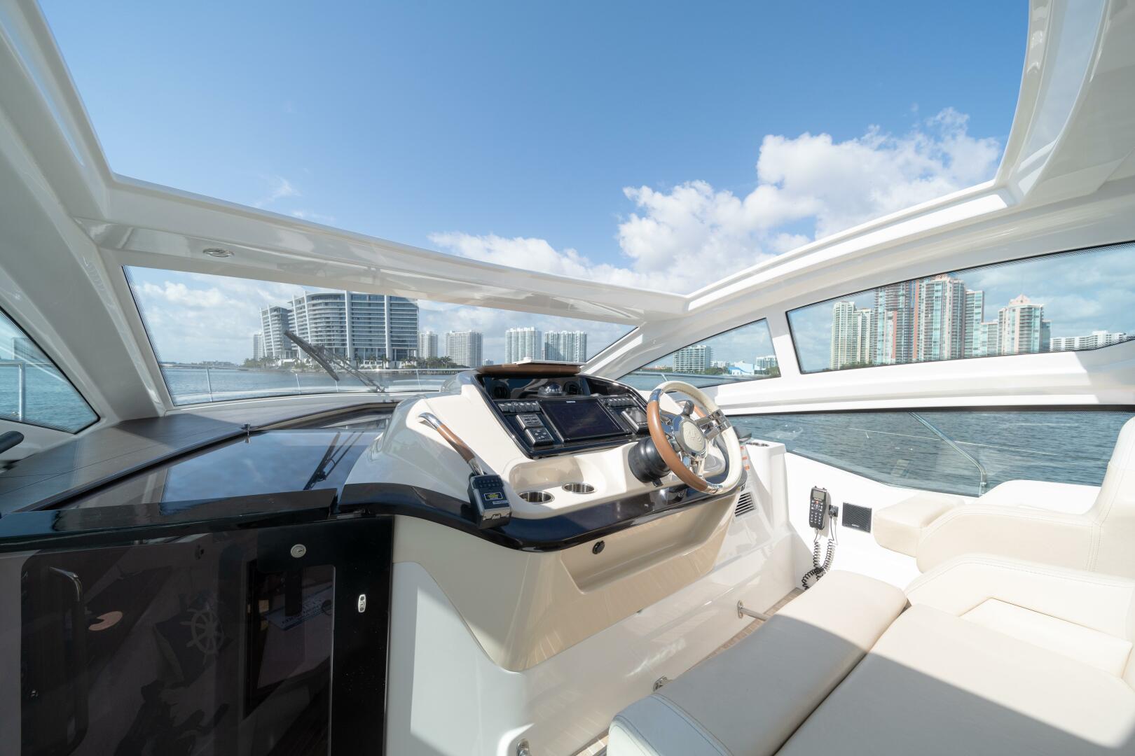 2017 Beneteau Gran Turismo 40 - Image 13