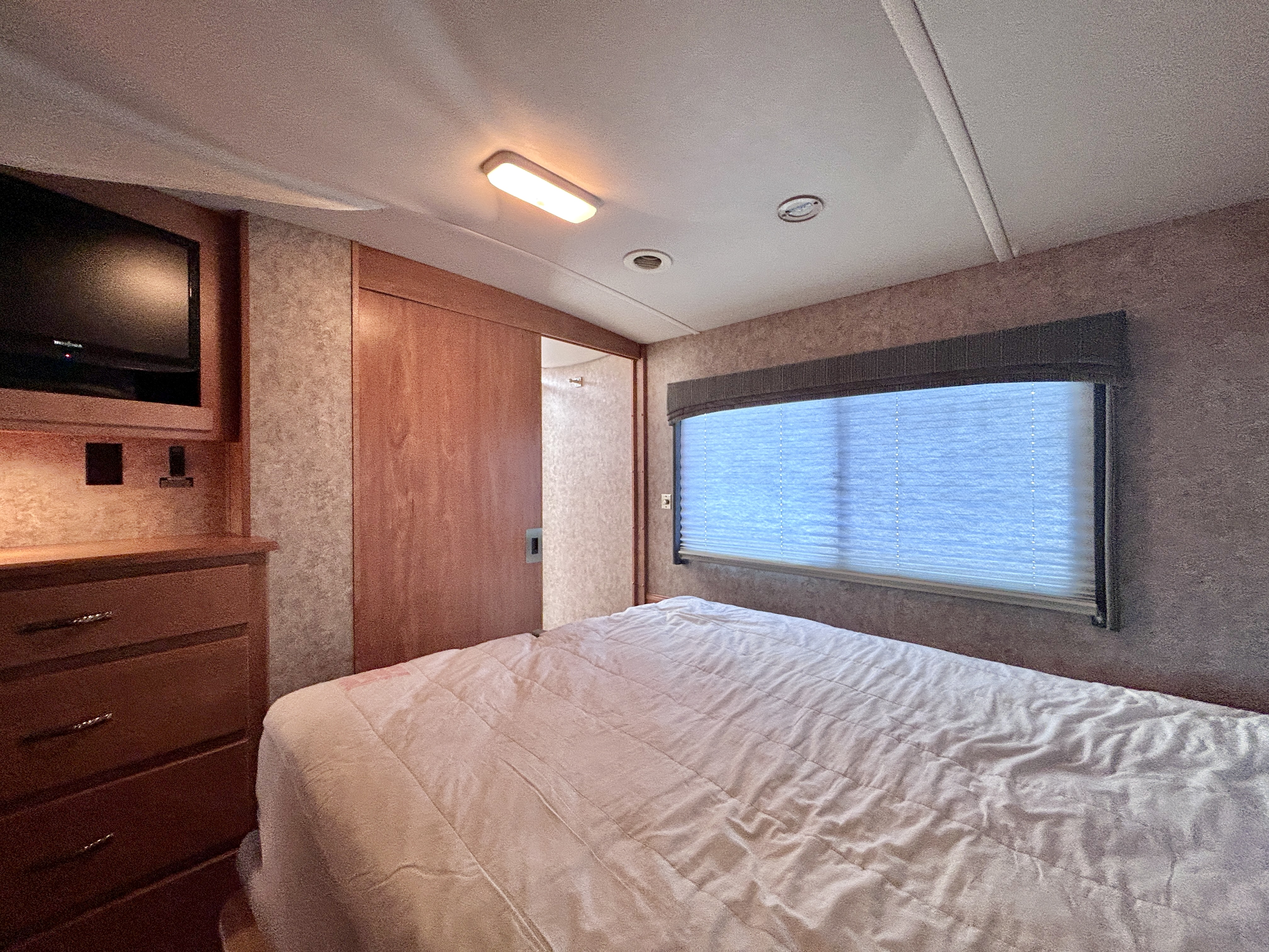 2006 WINNEBAGO ITASCA 36SG - Image 25