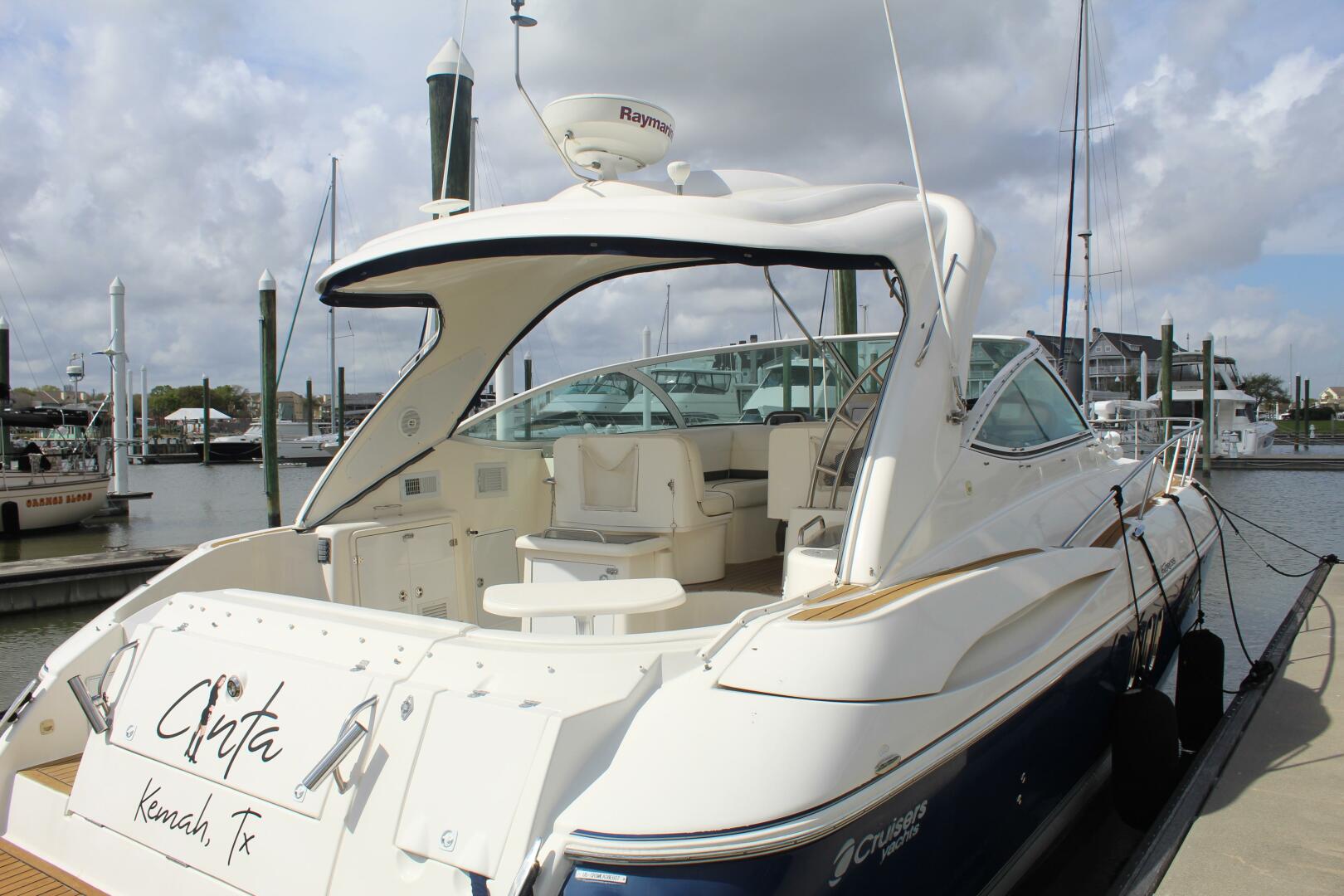 2007 Cruisers Yachts 420 Express - Image 34