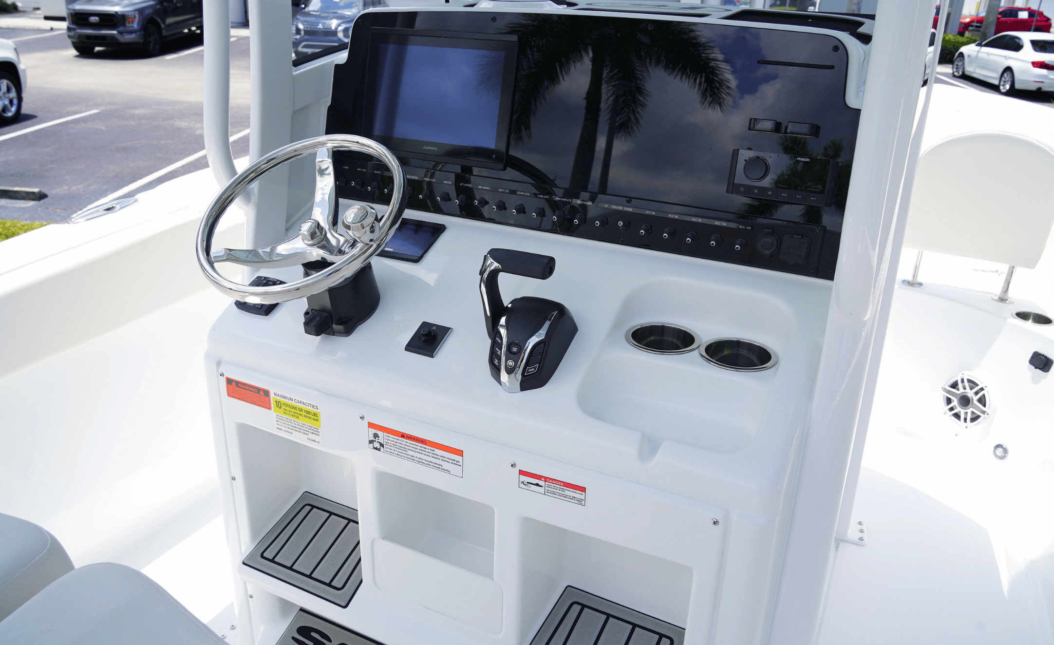 2027 SEA HUNT ULTRA 255SE - Image 17