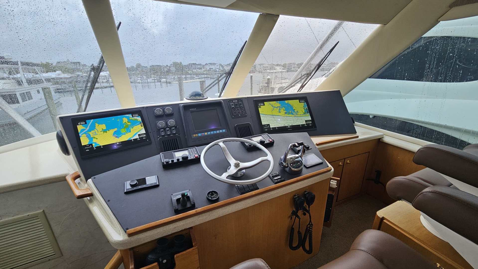 2000 Ocean Yachts 70 SUPER SPORT - Image 24