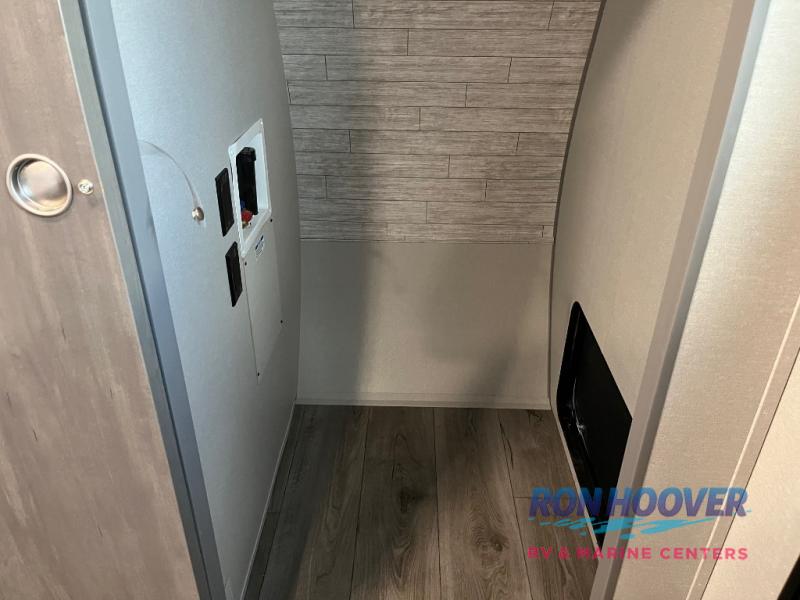 2026 COACHMEN 333DORM - Image 31