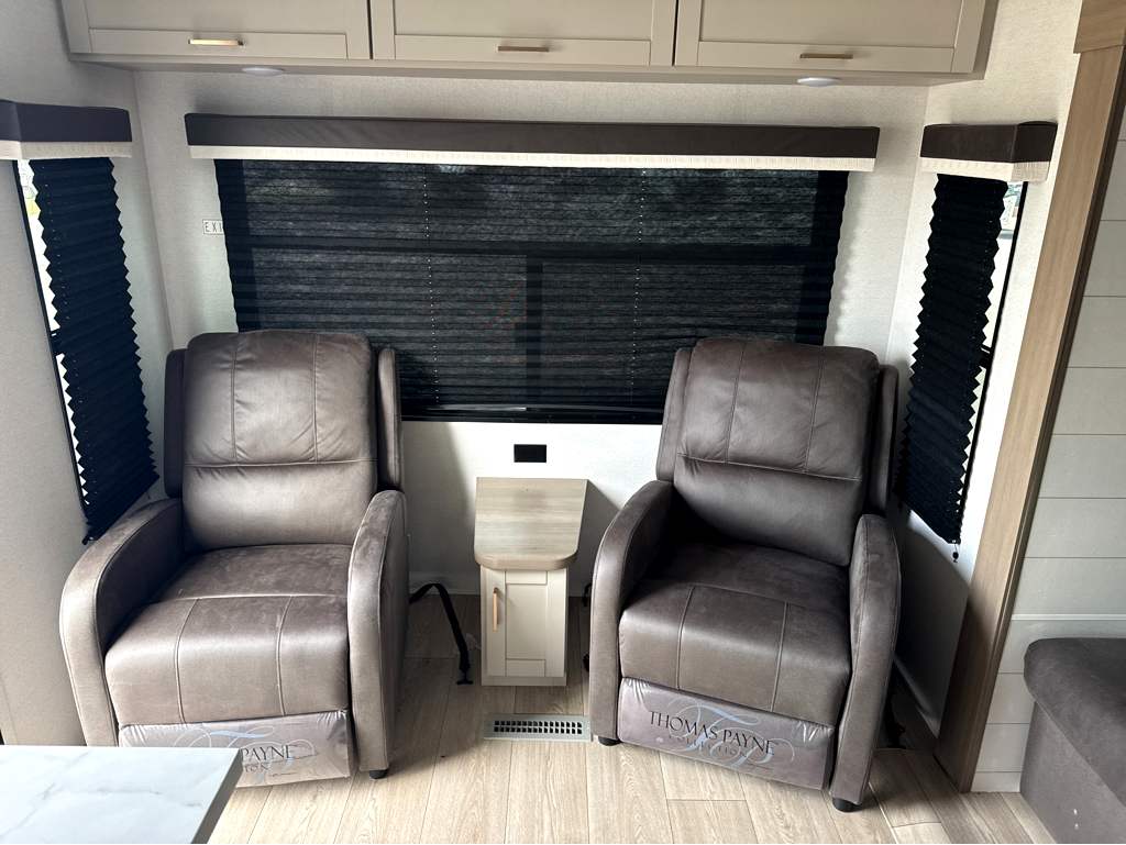 2027 JAYCO JAY FLIGHT 262RLS - Image 8