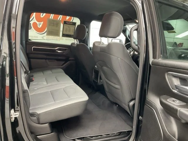 2025 Ram 1500 Big Horn 4x4 Crew Cab 5'7" Box - Image 21