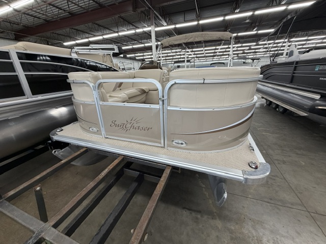 2011 SUNCHASER 8520 - Image 2
