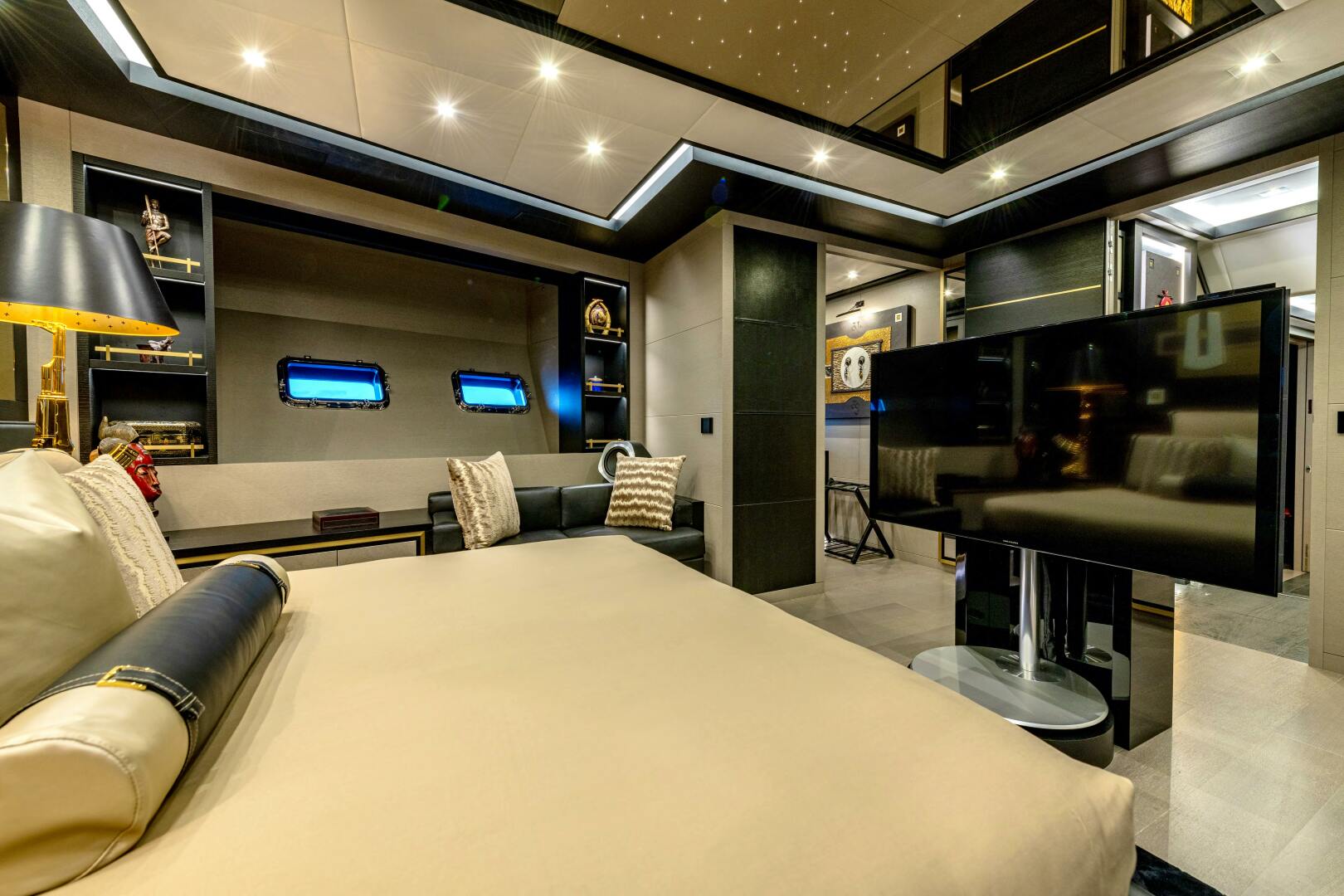 2017 Overmarine Mangusta 165 E - Image 33
