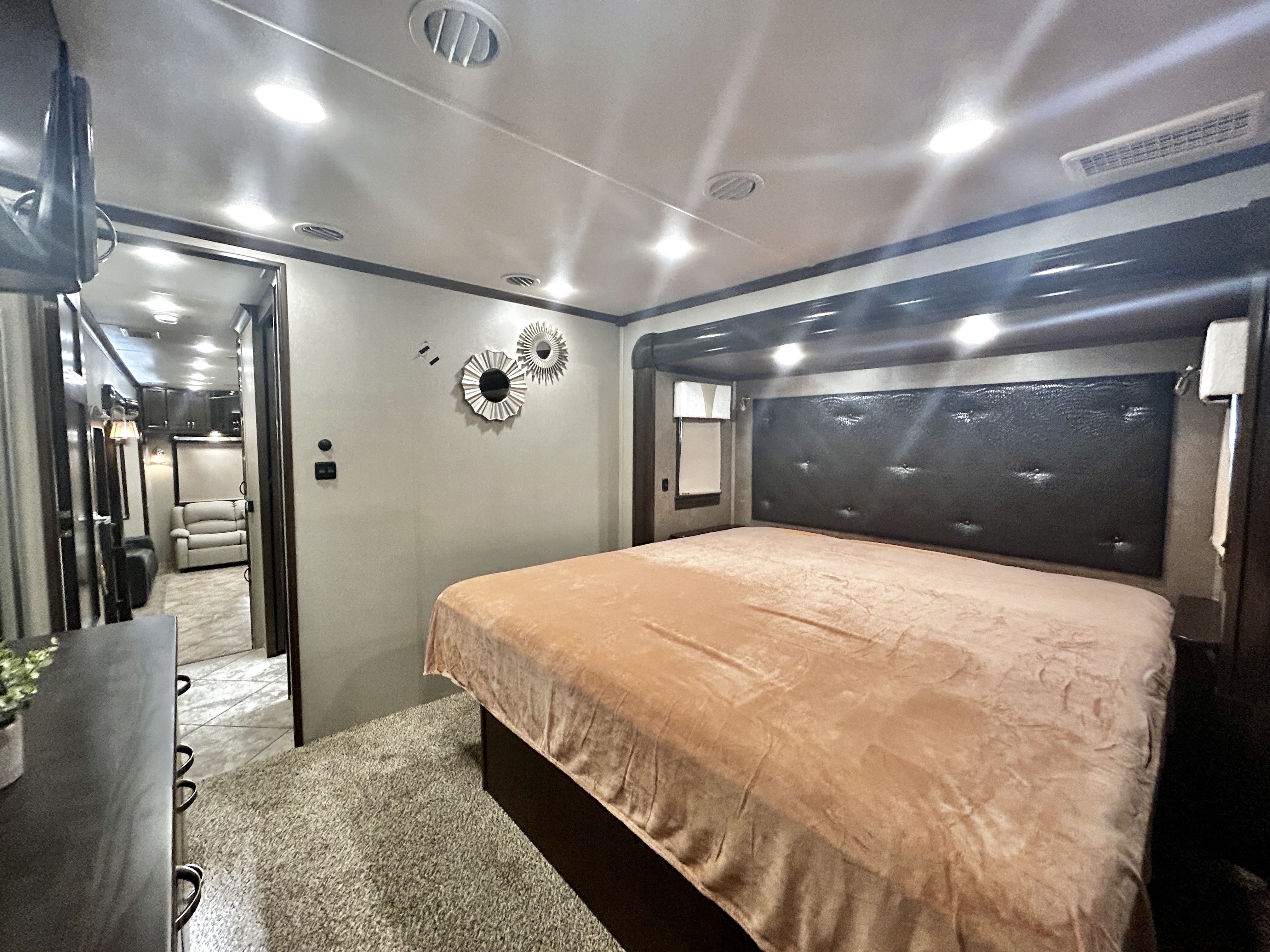 2017 Forest River Riverstone 38TS - Image 19