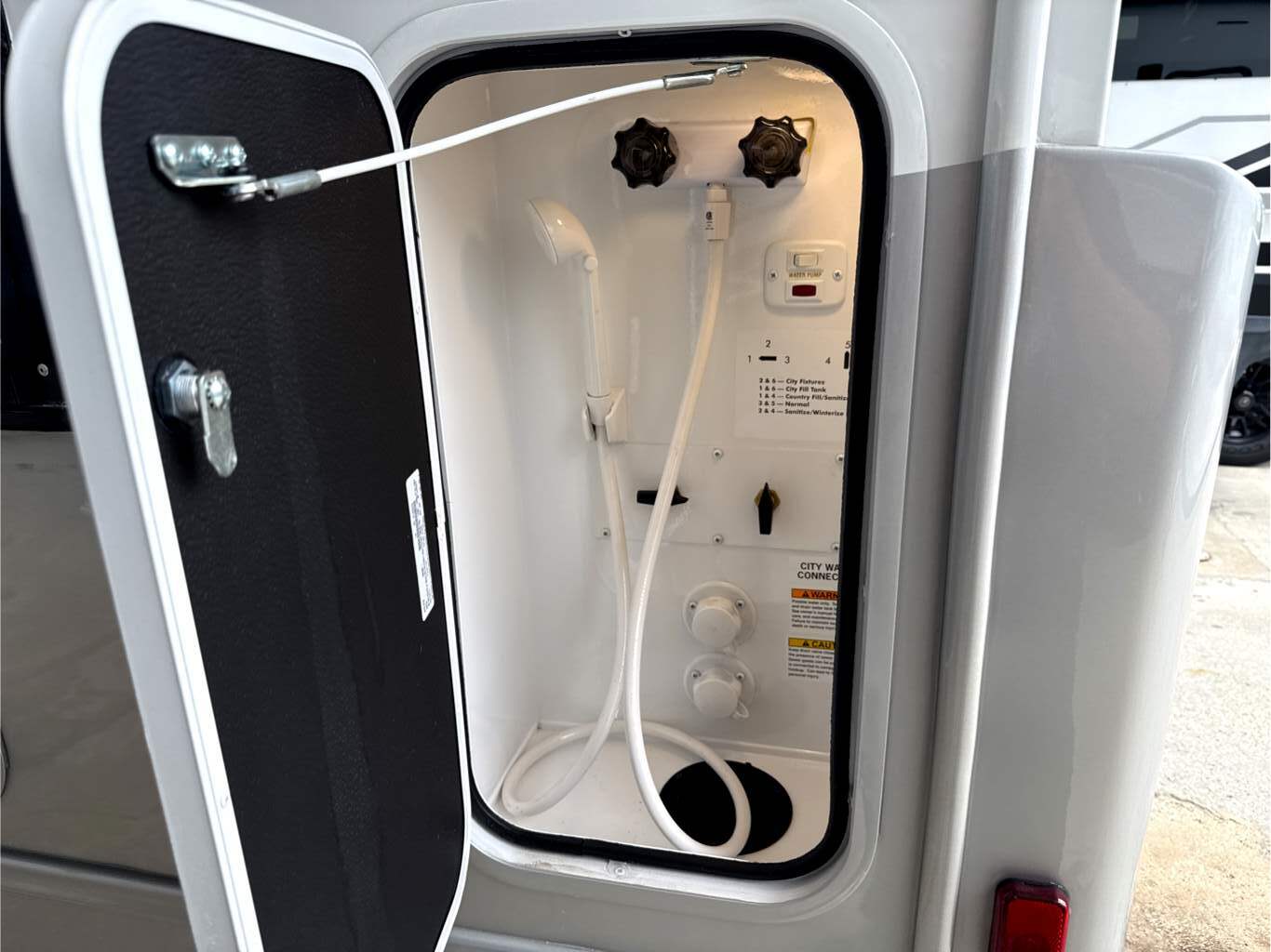 2027 JAYCO MELBOURNE PRESTIGE 25LP - Image 6