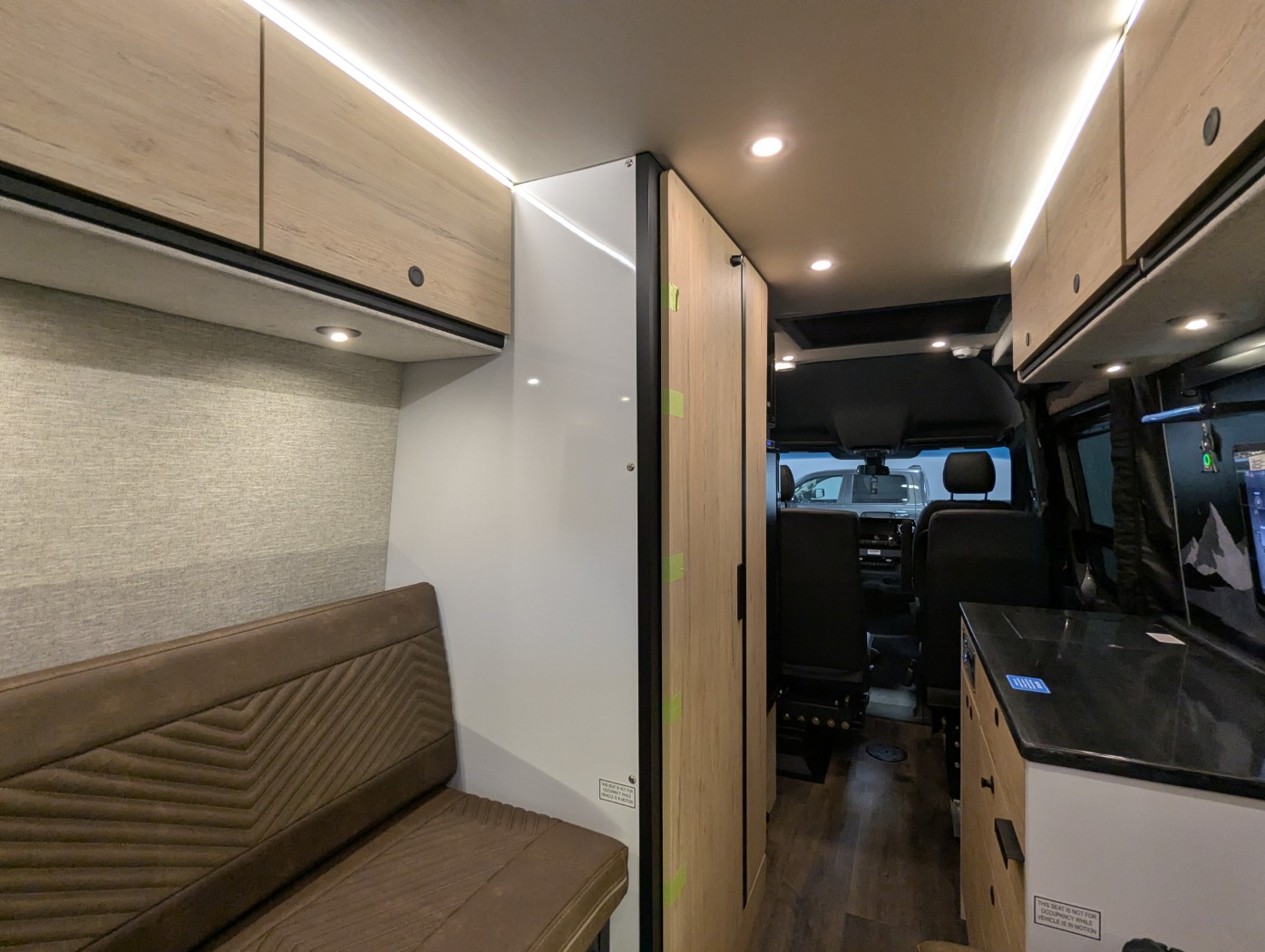 2026 Storyteller Overland Crew Mode XL - Pop Top - Image 25