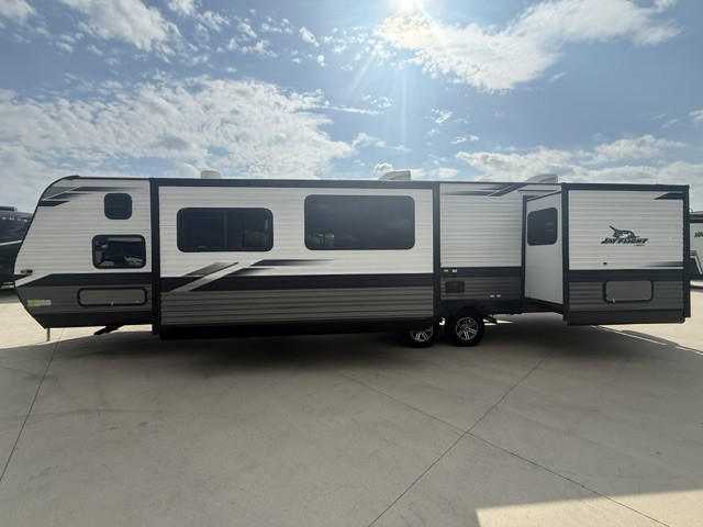 2022 JAYCO JAYFLIGHT 38BHDS - Image 6