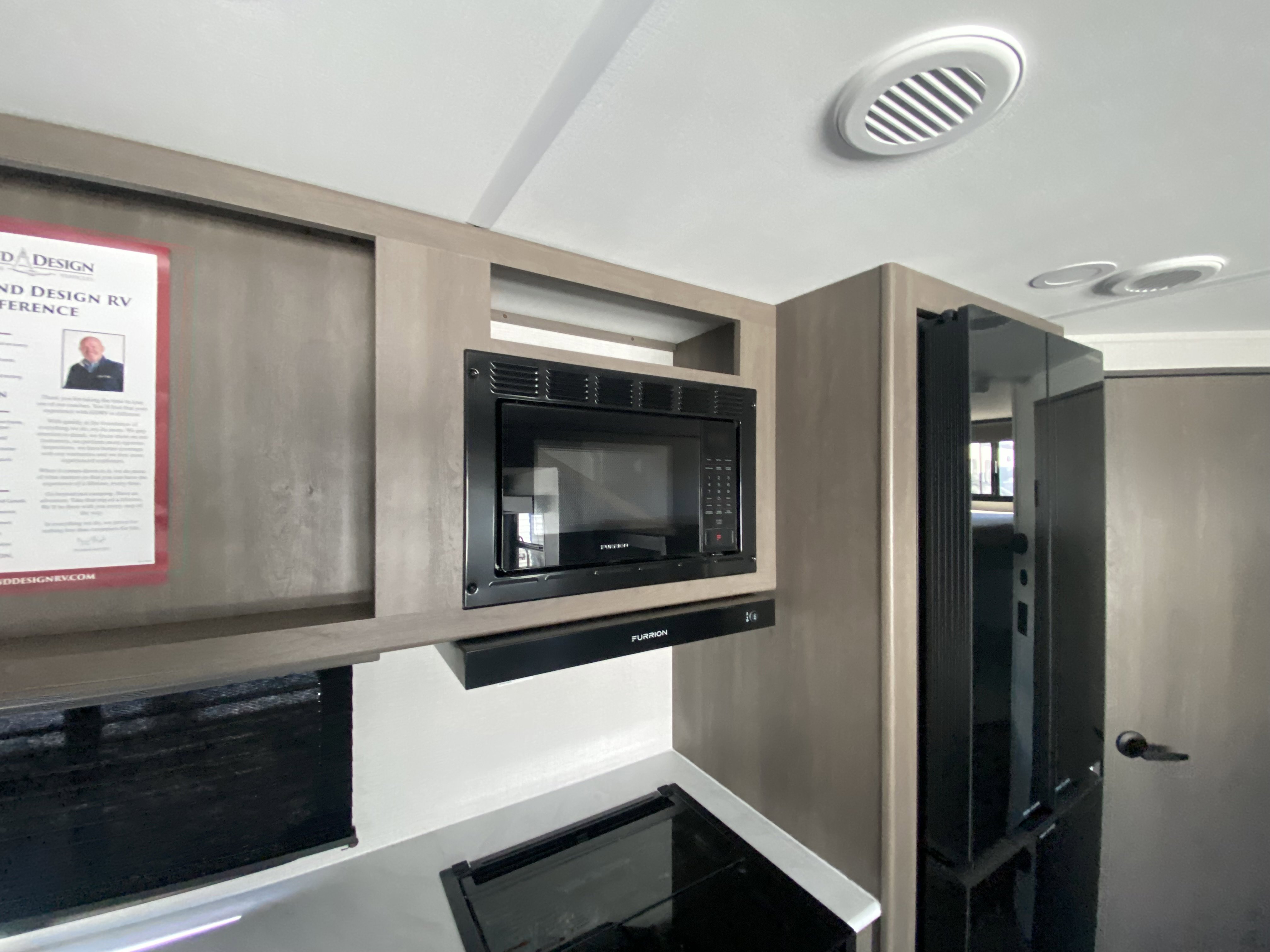 2026 GRAND DESIGN TRANSCEND 23BHX - Image 22