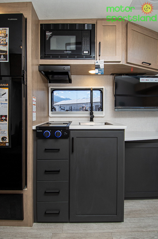 2027 Ember Overland Series 190MSL - Image 23
