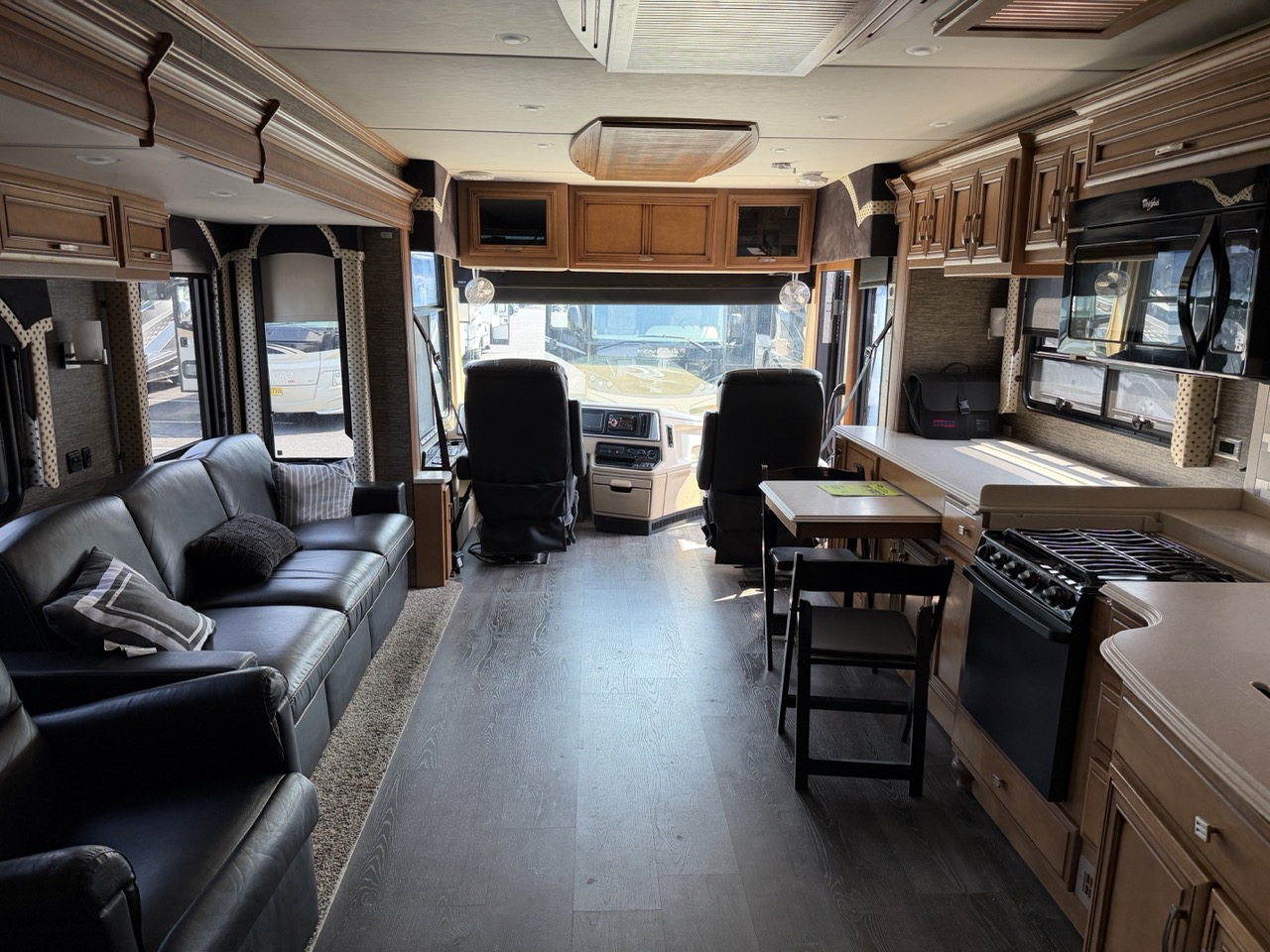 2016 Newmar Ventana LE 4044 - Image 31
