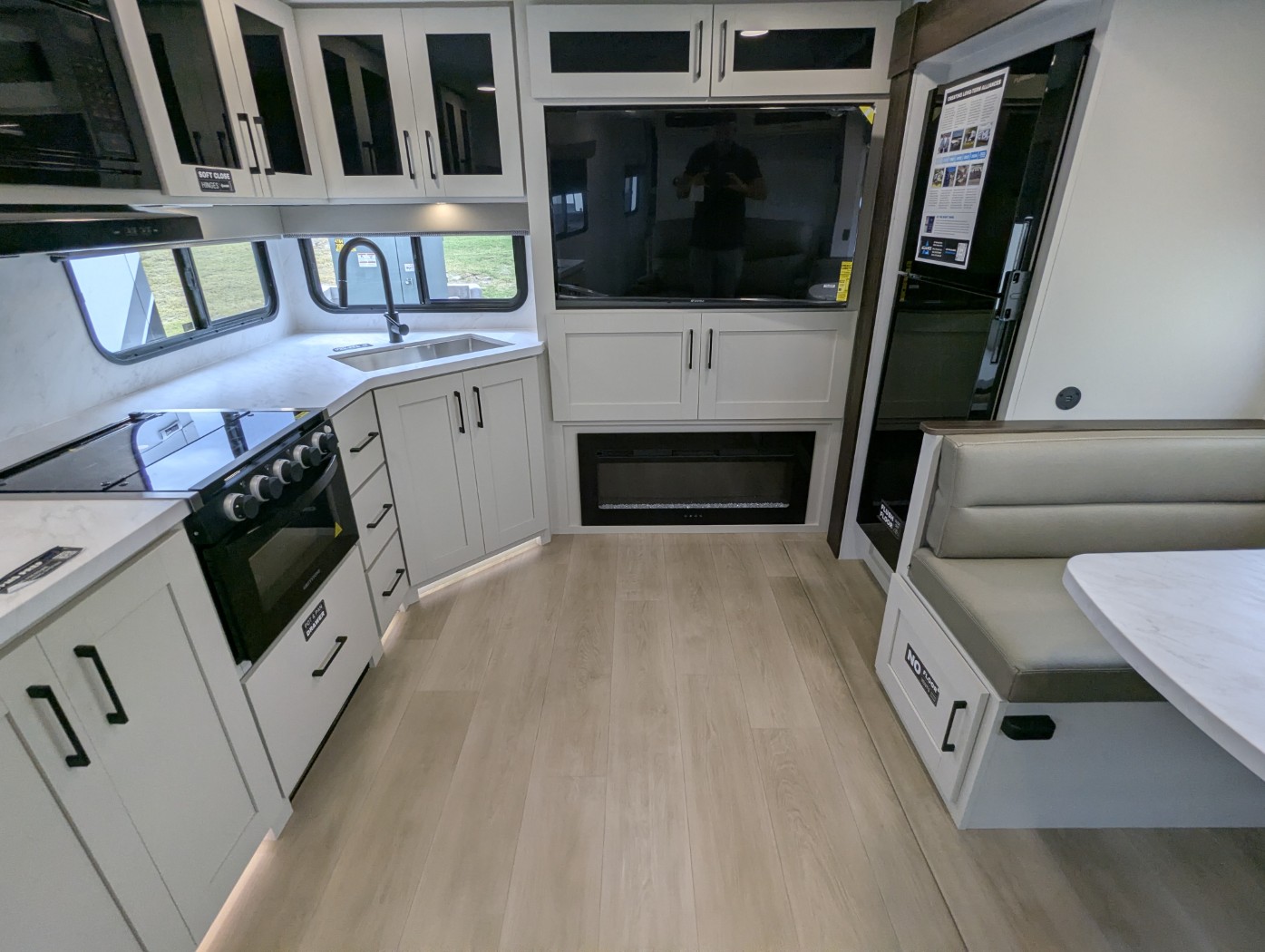 2027 Alliance RV Delta RE250 - Image 29