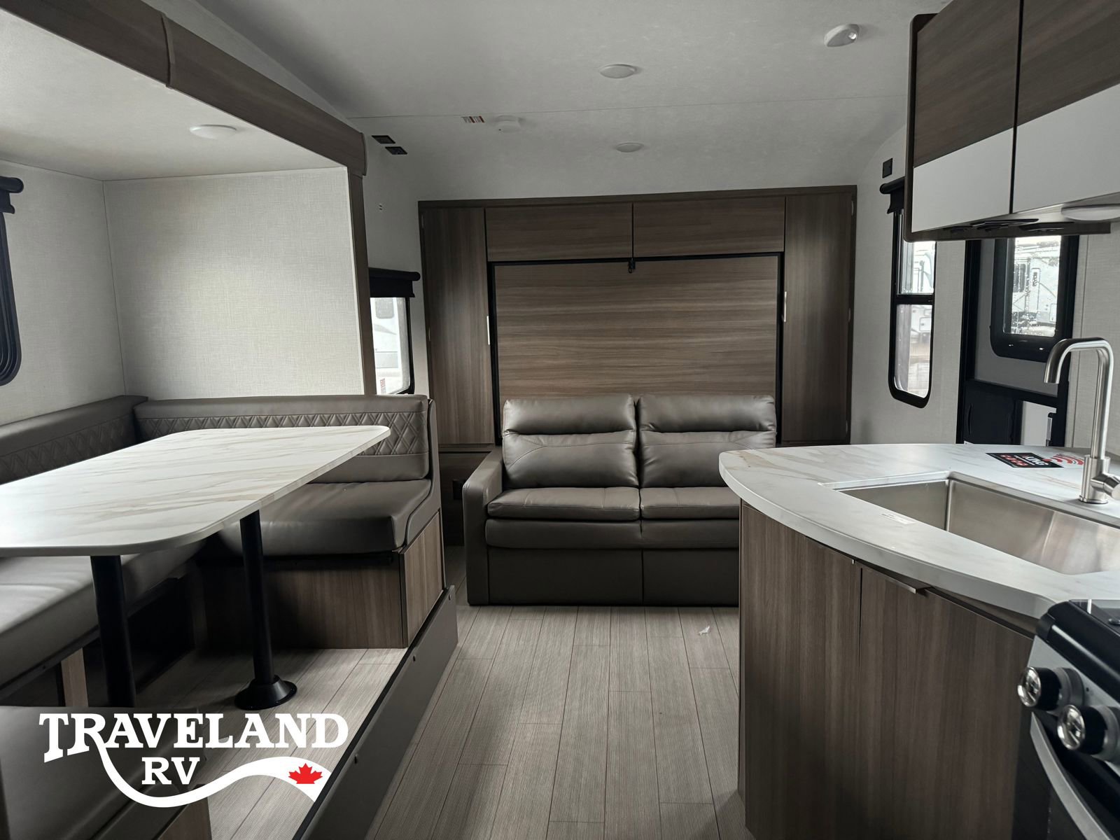 2025 Venture RV Sonic SN220VBH - Image 4