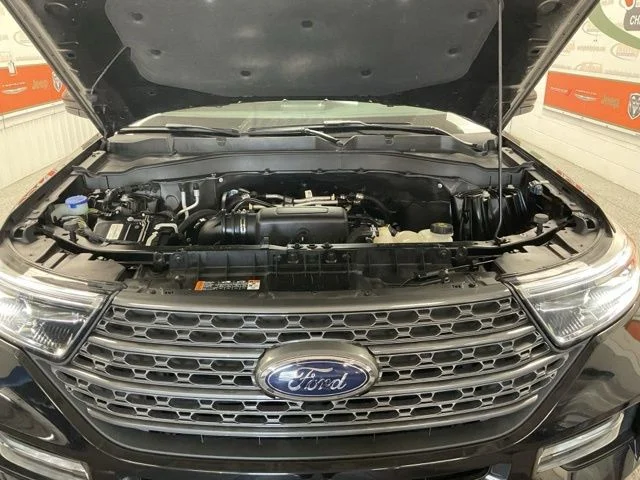 2023 Ford Explorer Utility 4D XLT 4WD - Image 10