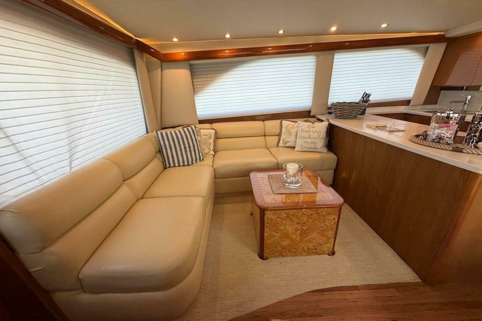 2004 Viking 56 Convertible - Image 15