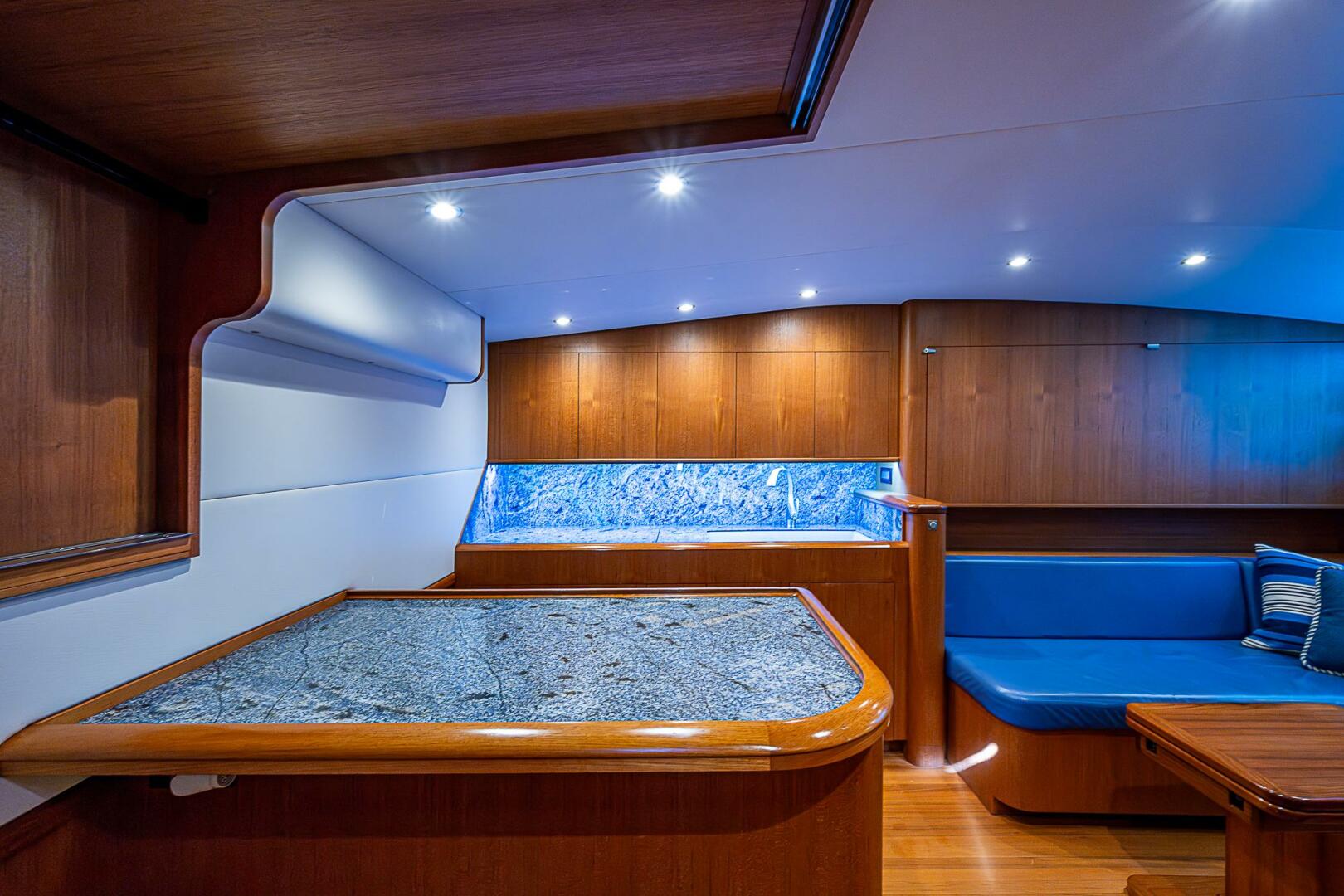 2017 F&S Cusotm Express Sportfish - Image 46