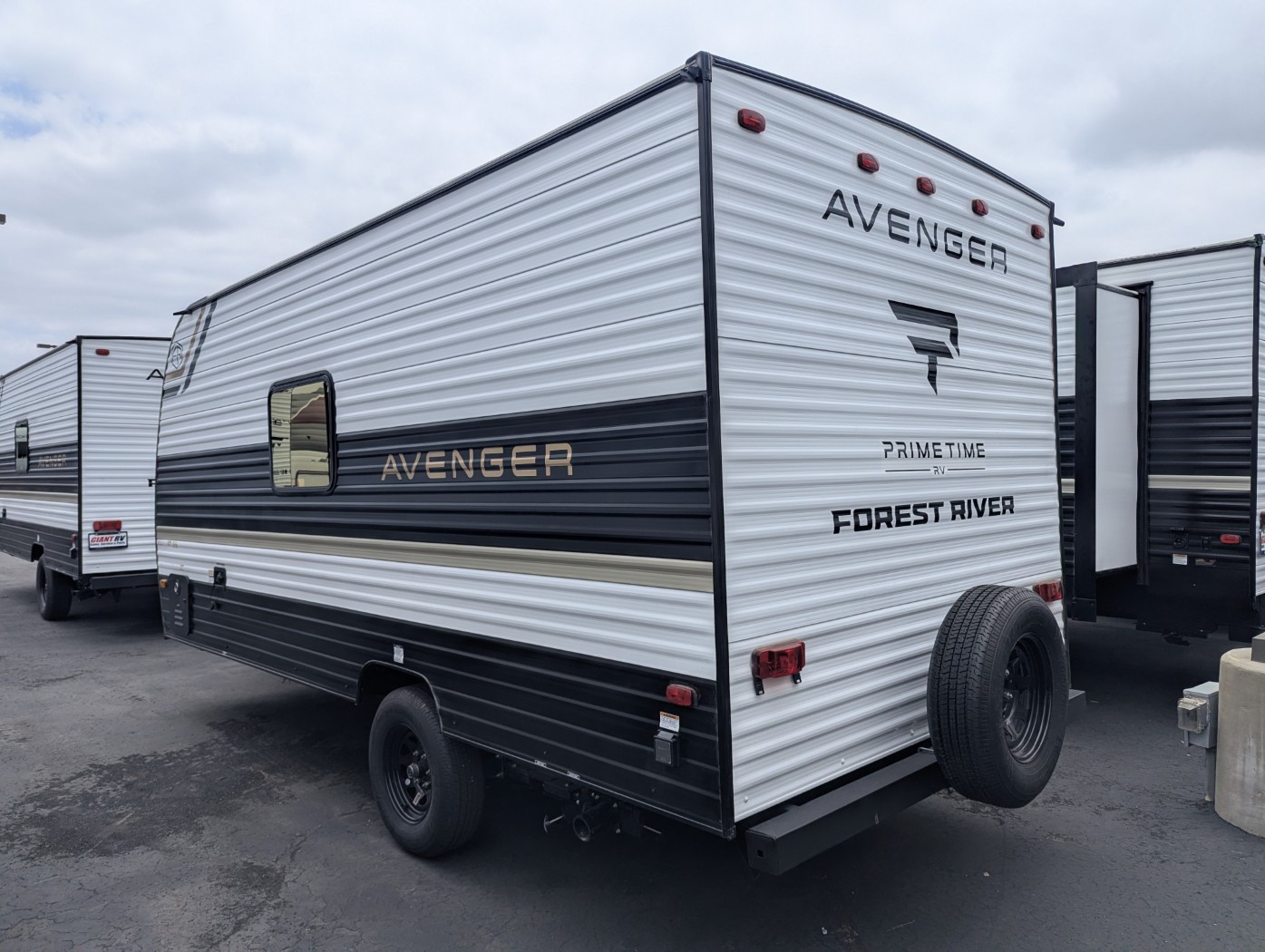 2027 Forest River Avenger LT 16BHX - Image 4