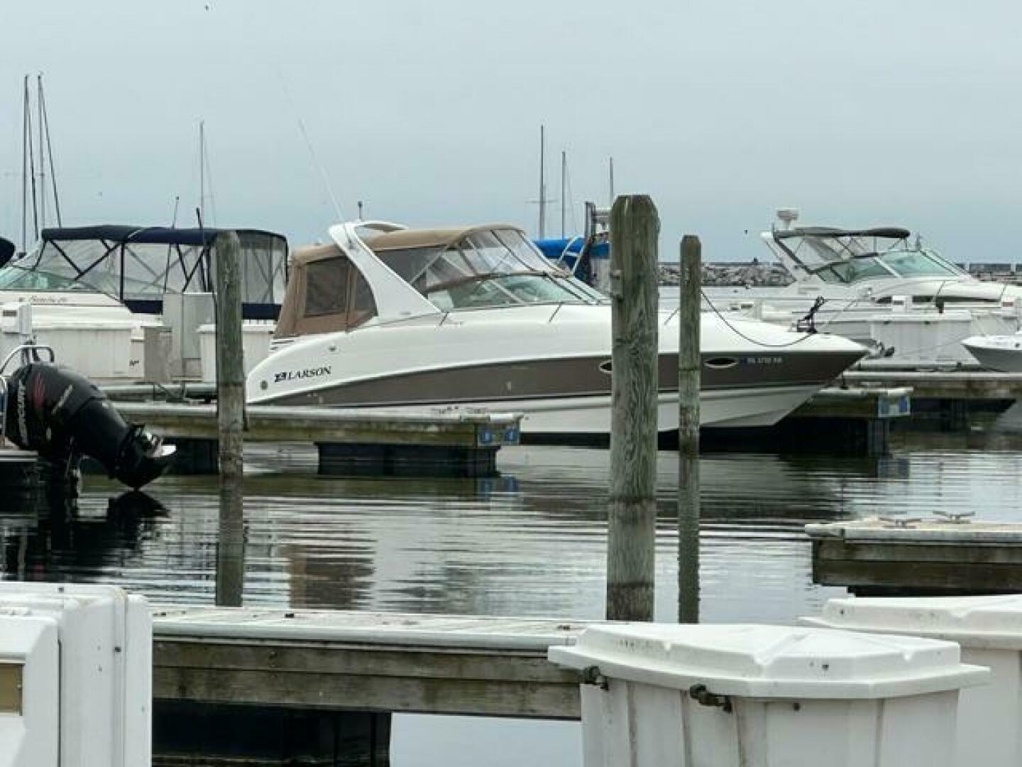 2006 Larson Cabrio 274 Base - Image 6