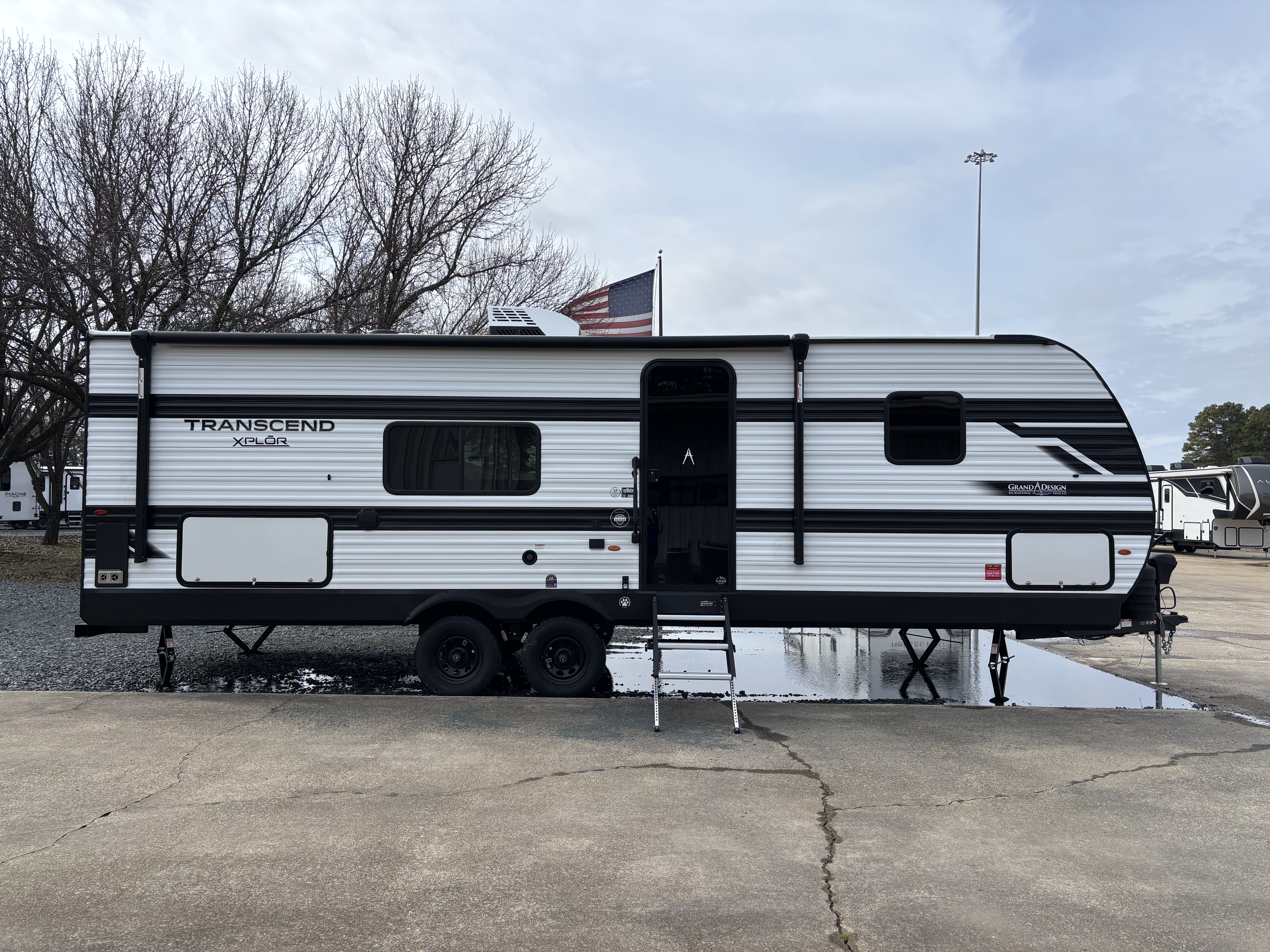 2026 Grand Design Transcend XPLOR 26BHX - Image 2