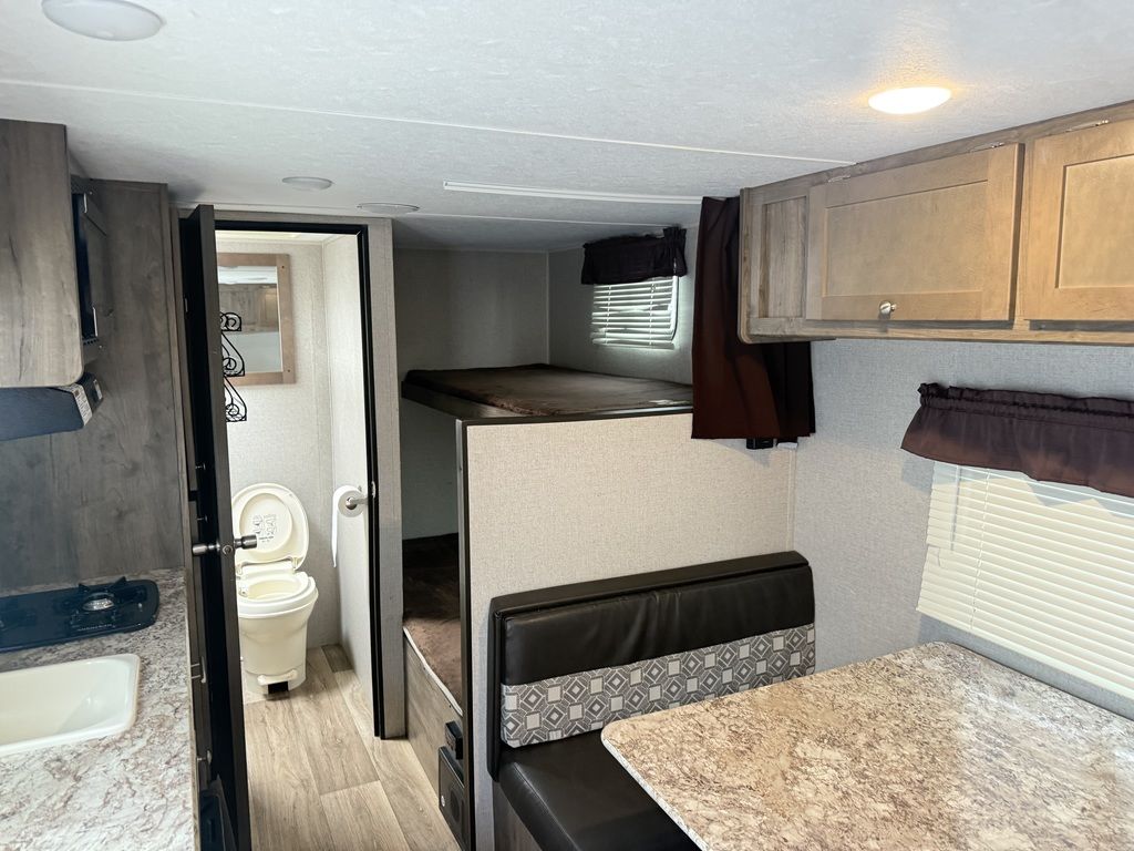 2019 Aspen Trail 1700BH - Image 9