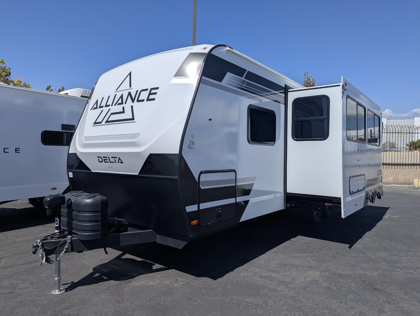 2027 Alliance RV Delta 281BH - Image 3