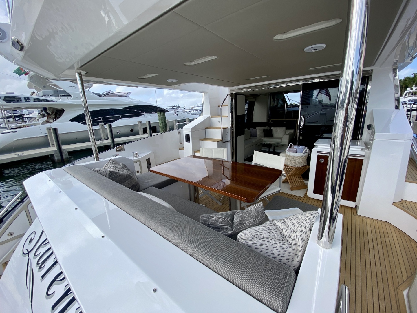 2018 Azimut Flybridge - Image 91