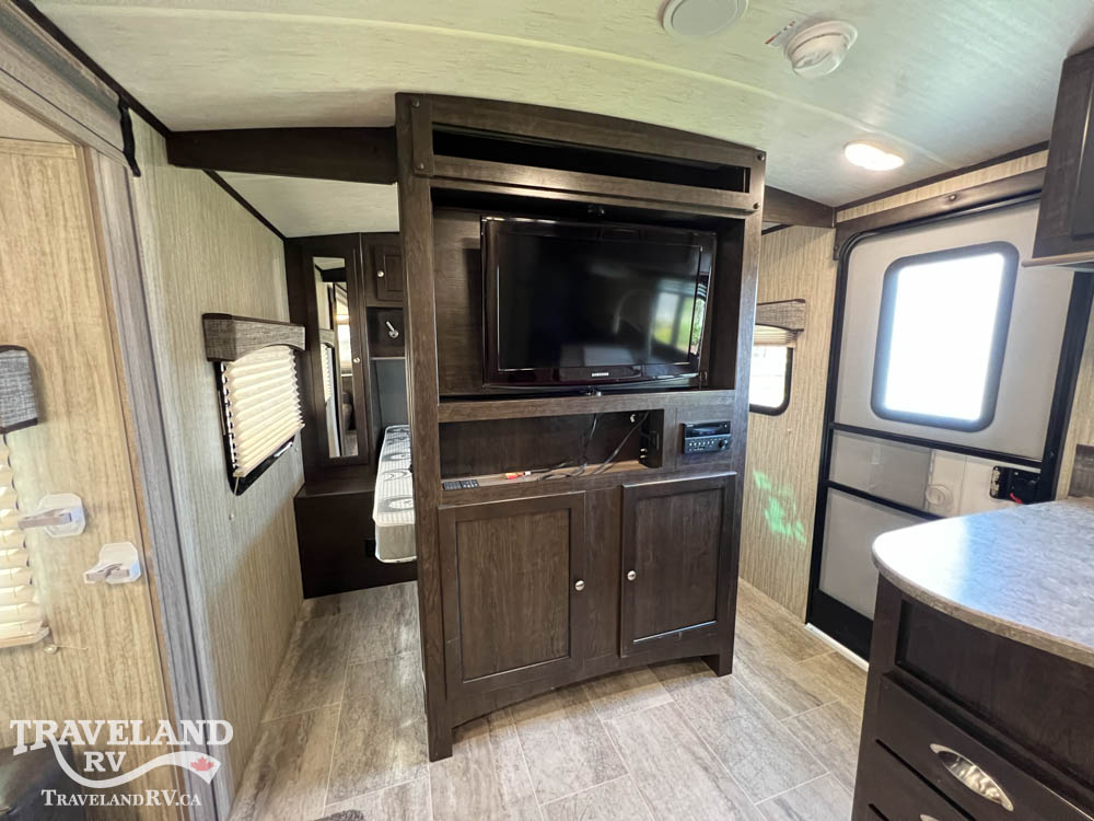 2018 Heartland Sundance XLT SD XLT 291 QB - Image 15