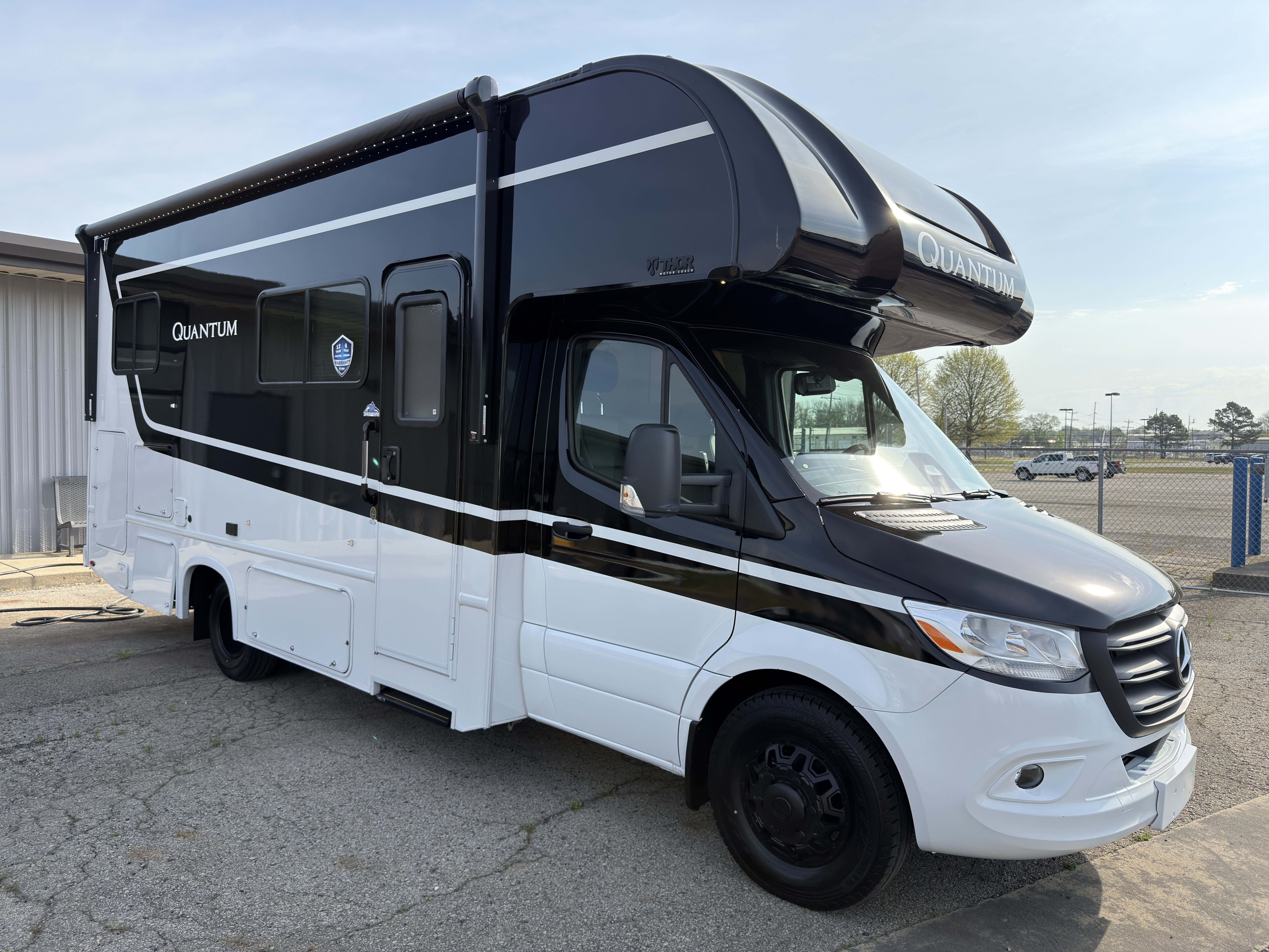 2026 Thor Motor Coach Quantum Sprinter GL24 - Image 1