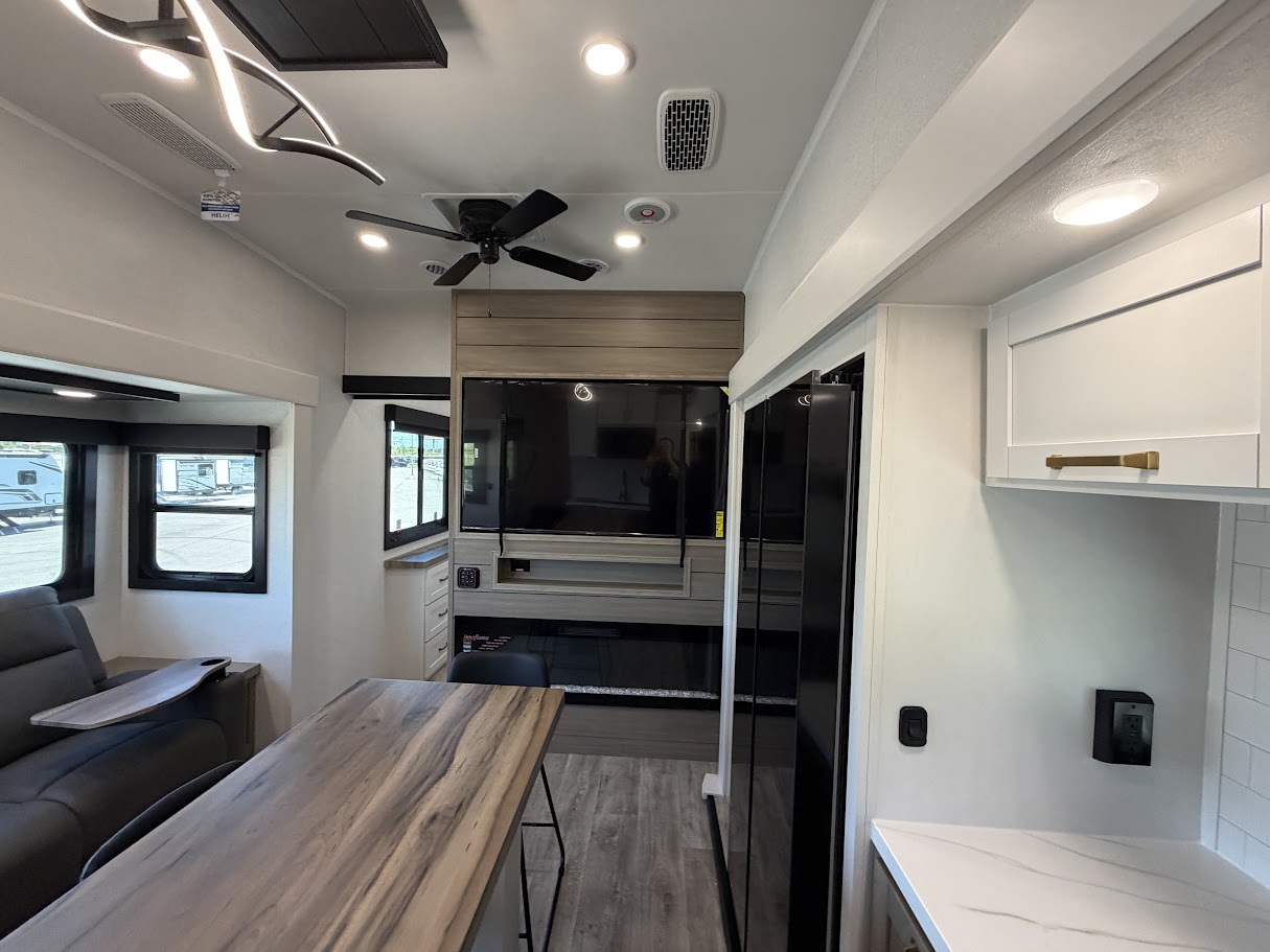 2027 JAYCO EAGLE 367TBTS - Image 23
