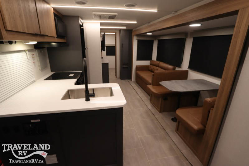 2025 Heartland Corterra 33.3BH - Image 3