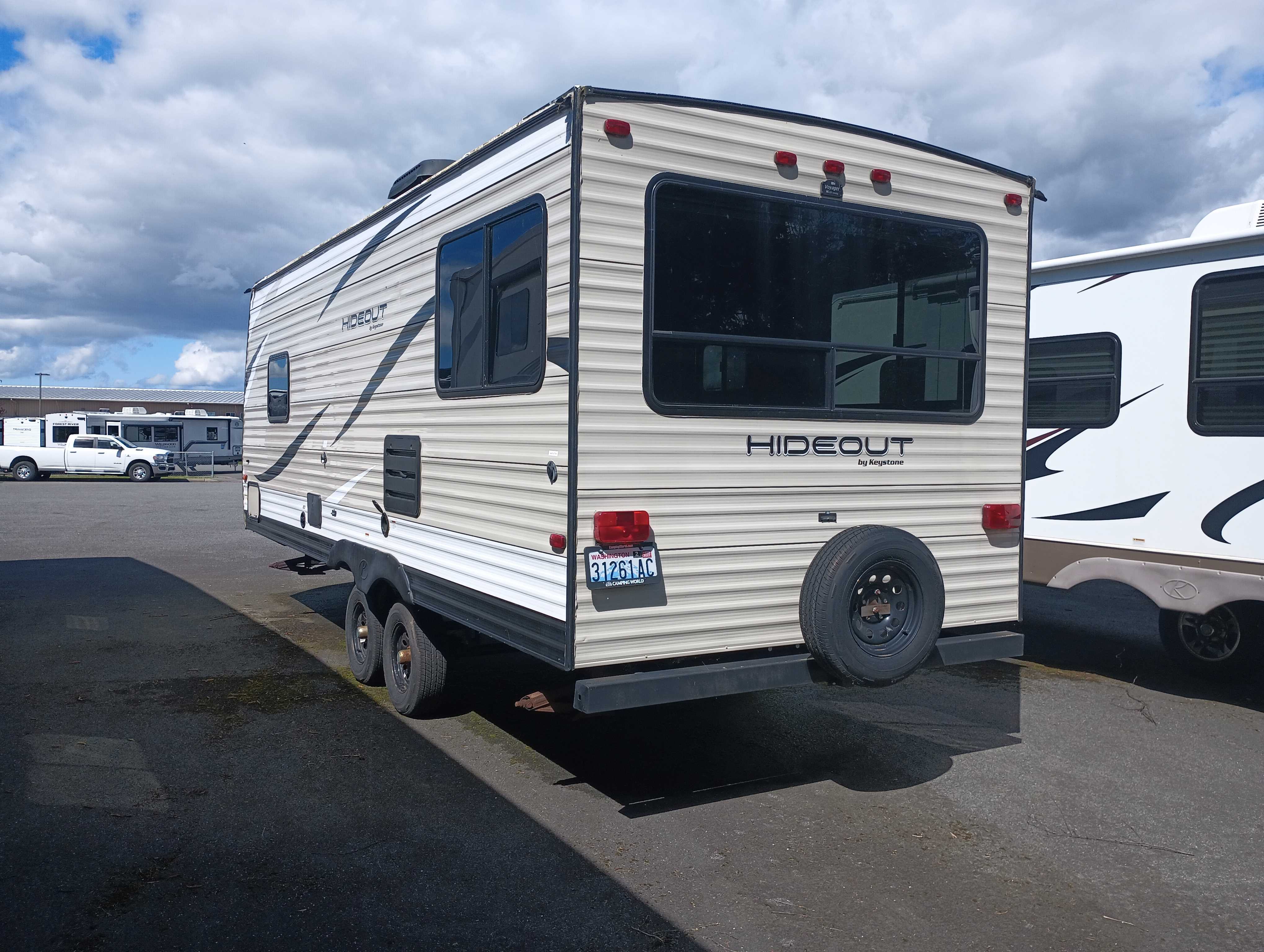 2019 Keystone Hideout LHS Series West 20LHSWE - Image 2