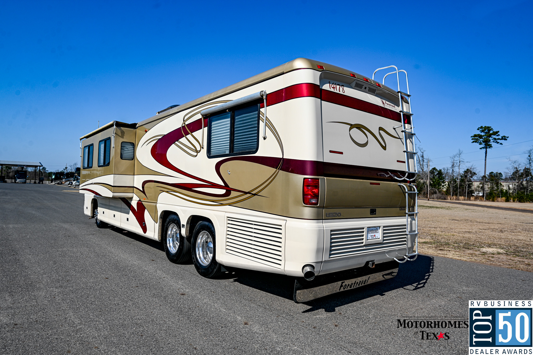 2002 Foretravel U320 4020 PBDS - exterior 13