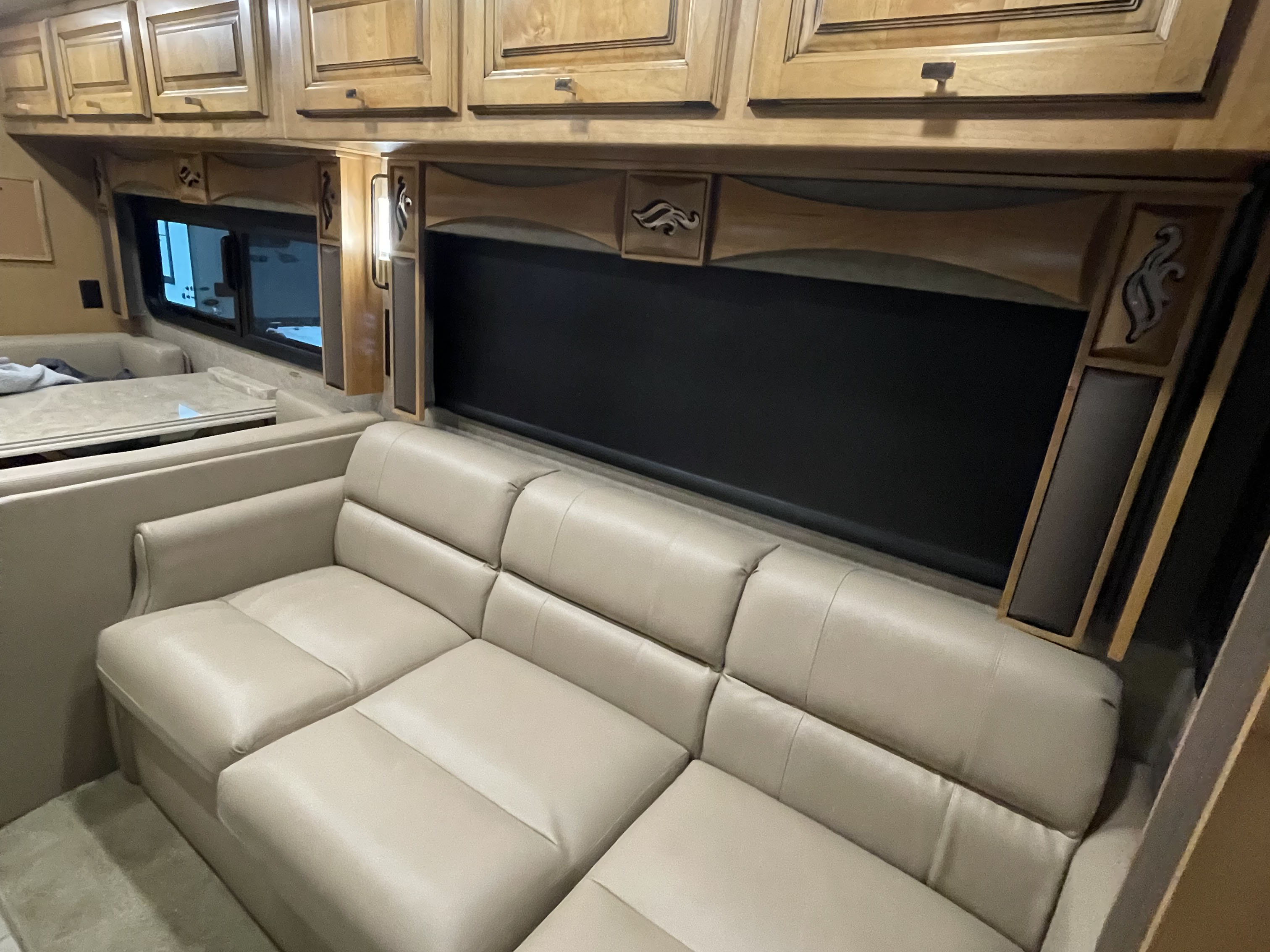 2018 TIFFIN PHAETON 40 QKH - Image 7