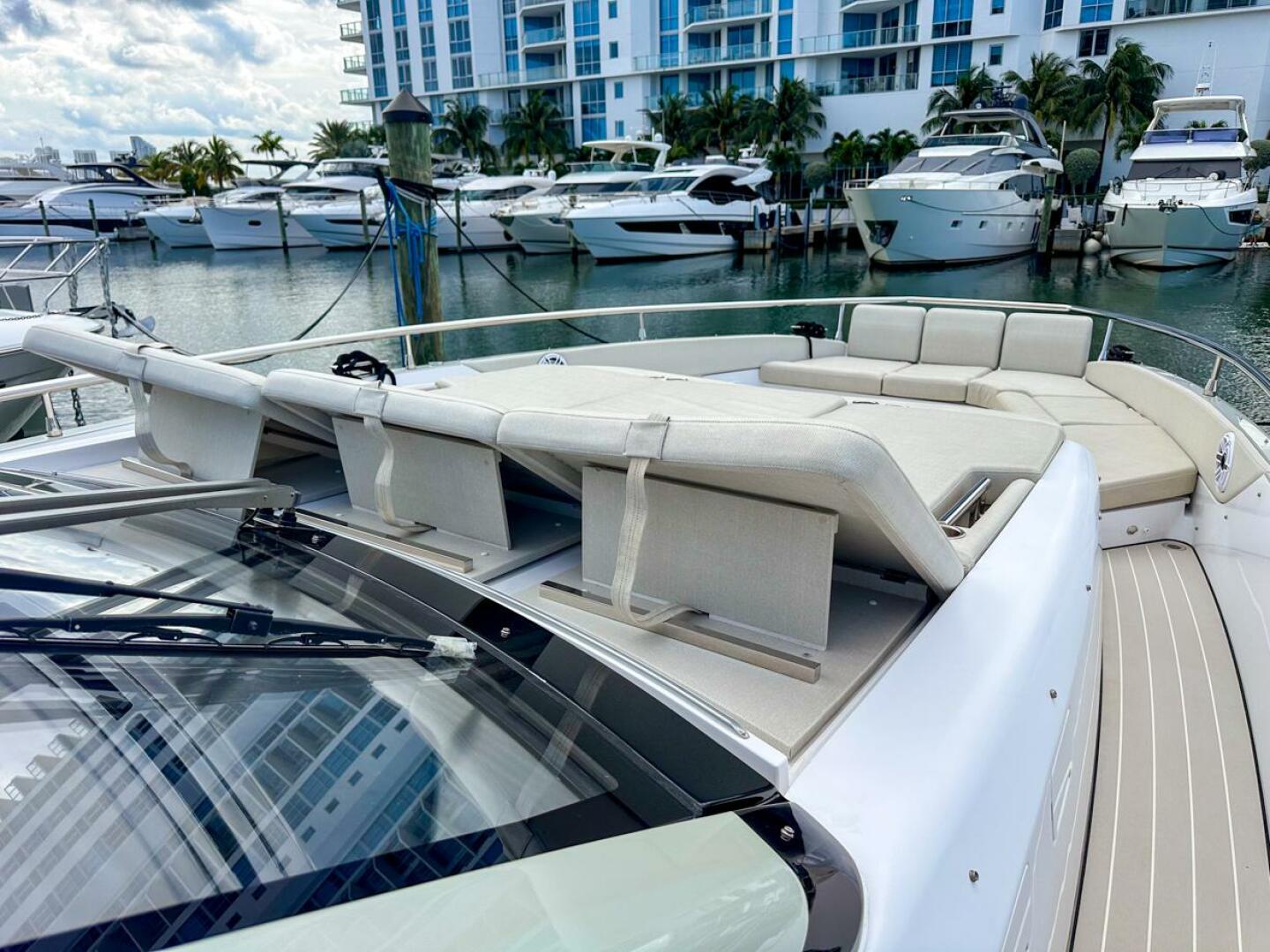 2023 Azimut Verve 47 - Image 35