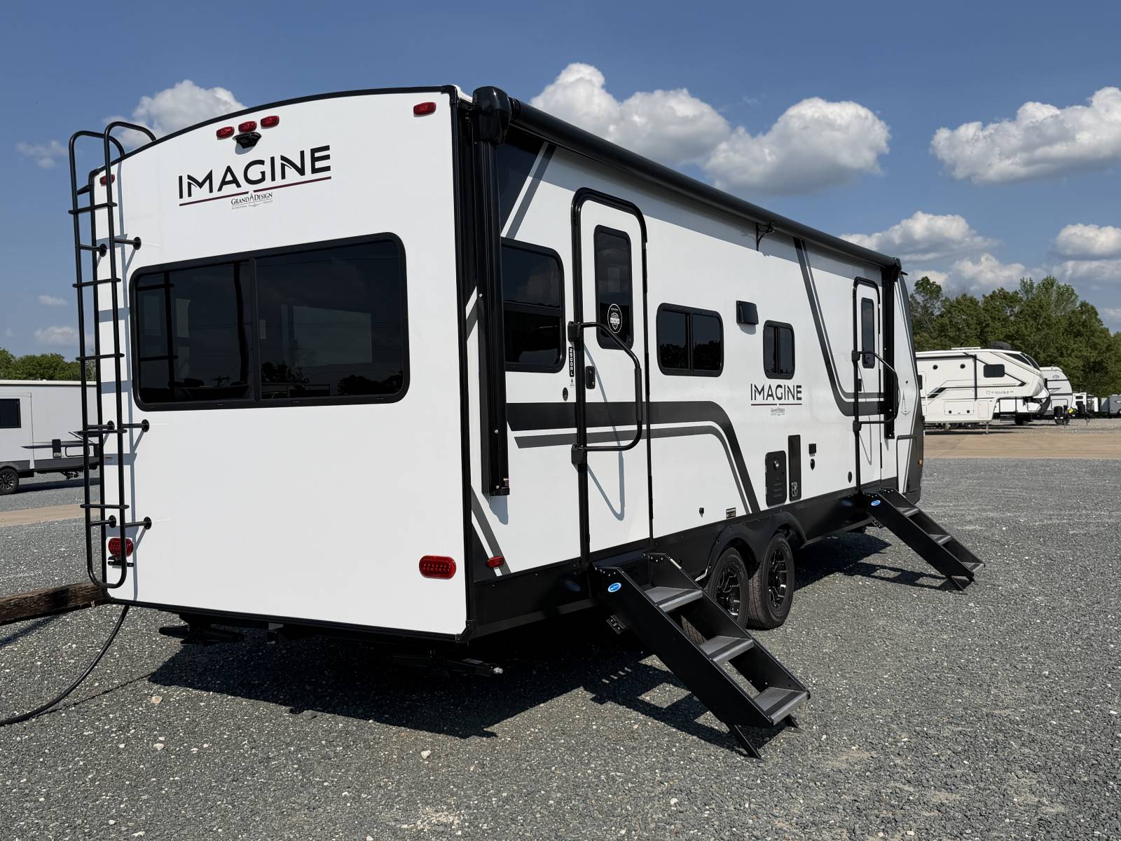 2026 Grand Design Imagine 2500RL - Image 7