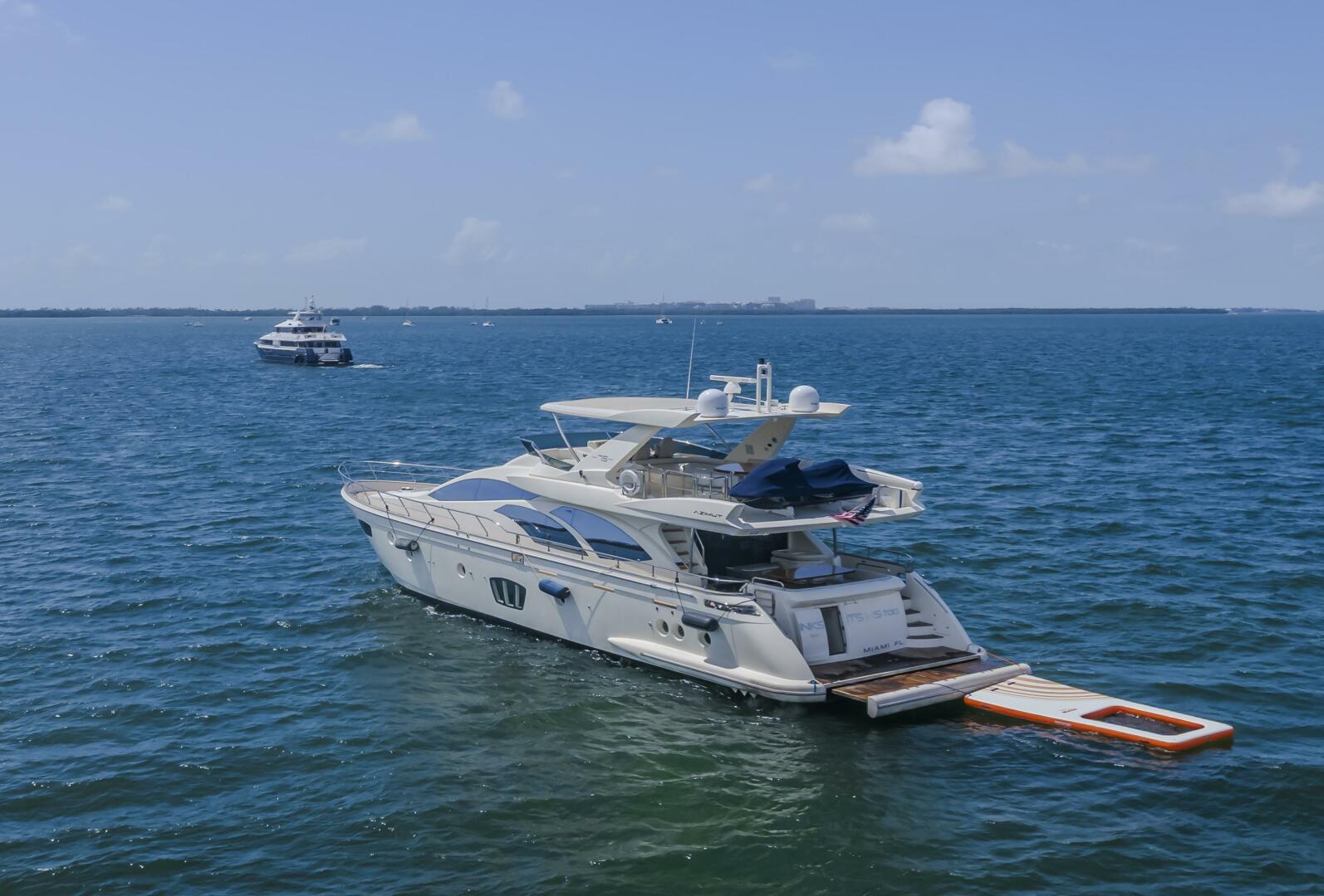 2008 Azimut 75 - Image 13