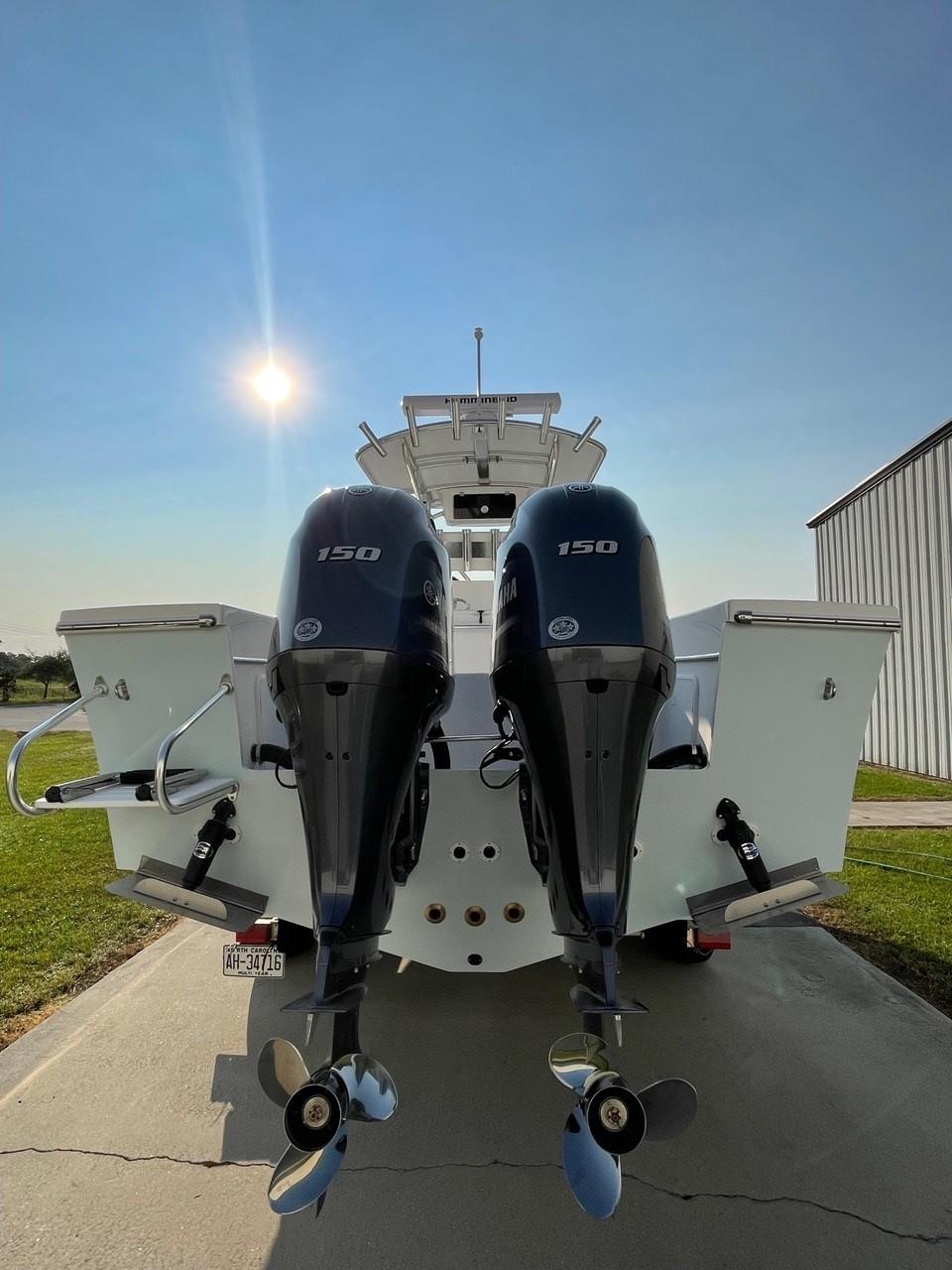 2026 Jones Brothers Cape Fisherman 26 Standard - Image 18