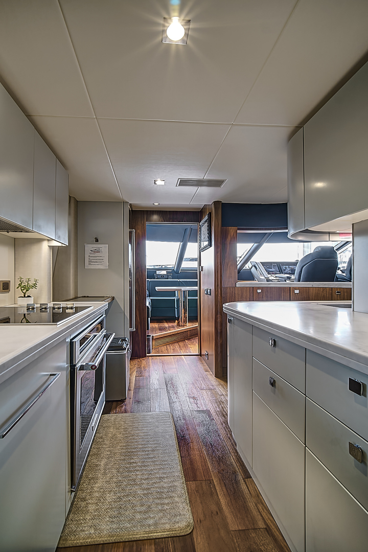 2019 Sunseeker 86 Yacht - Image 40