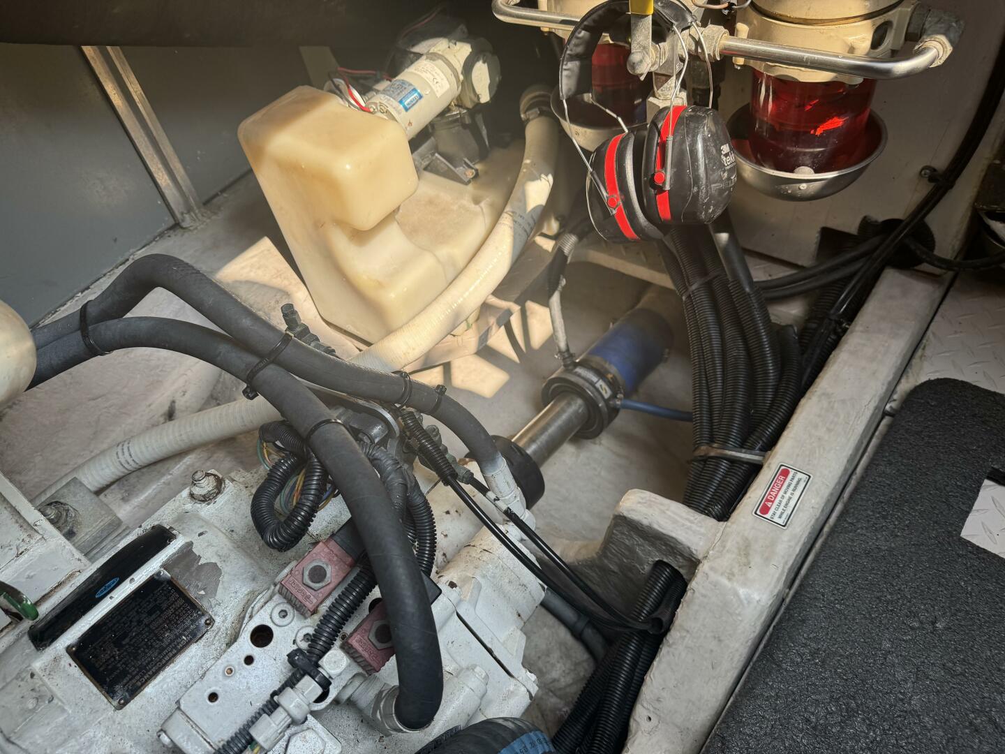 2001 Sea Ray 540 Sundancer - Image 35